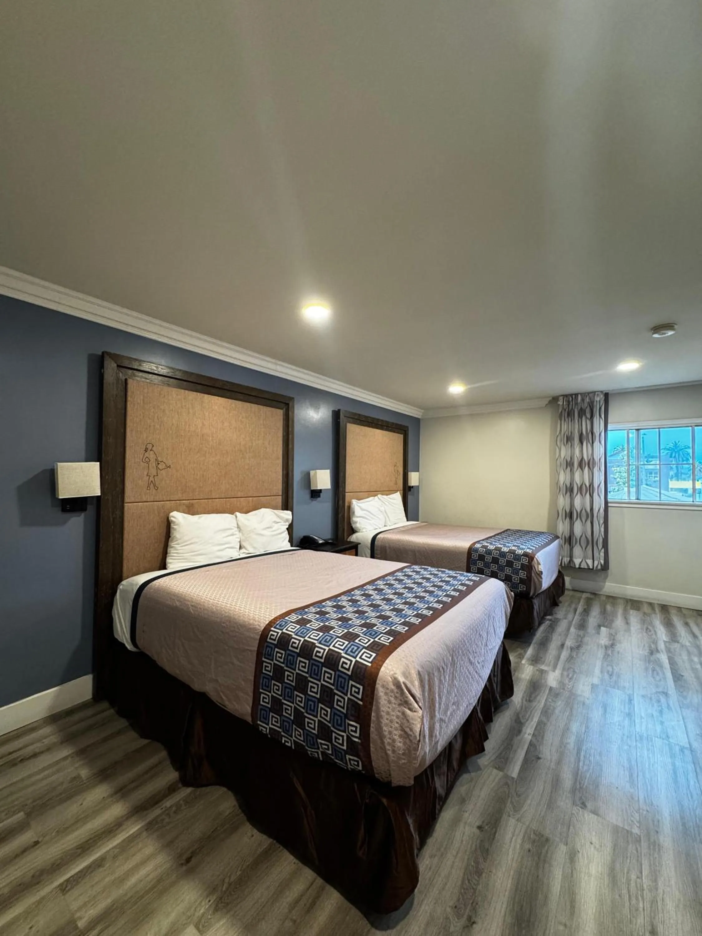 Bedroom, Bed in Friendship Motor Inn