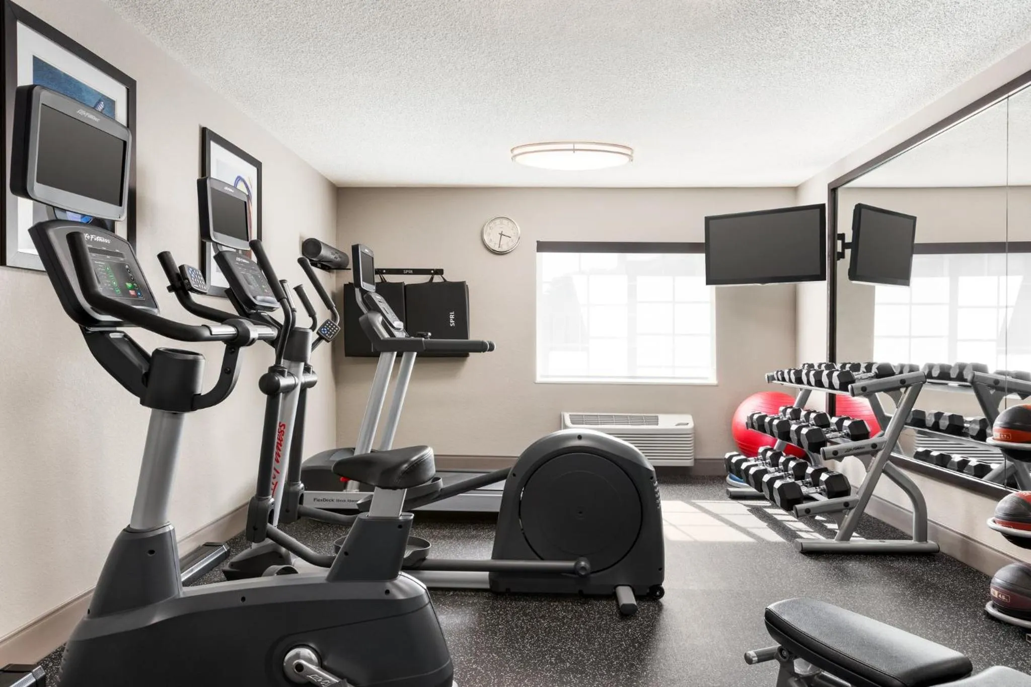 Fitness centre/facilities in Holiday Inn Express - Bowling Green by IHG