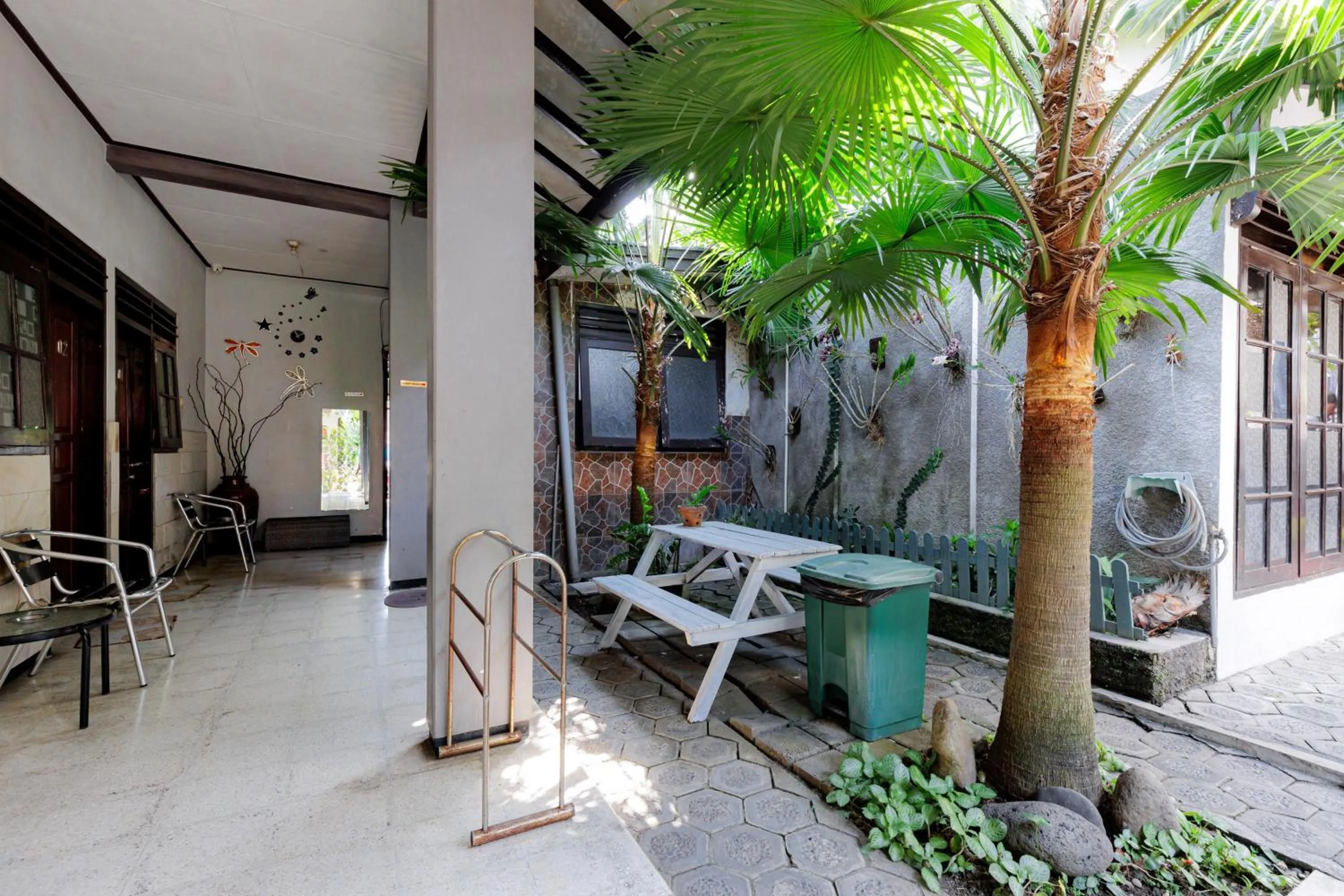 Property building in RedDoorz @ Soekarno Hatta 2