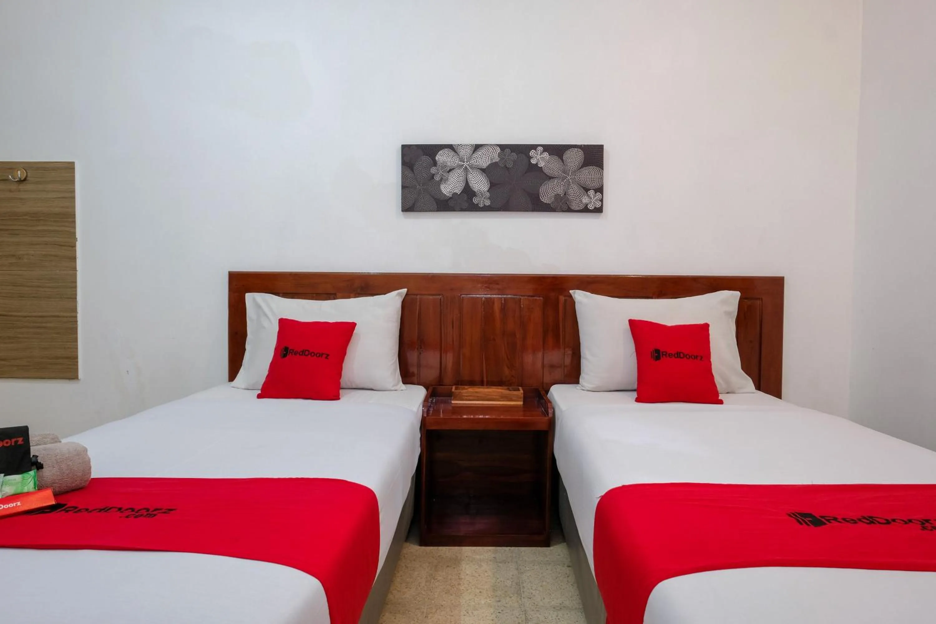 Bedroom, Bed in RedDoorz @ Soekarno Hatta 2