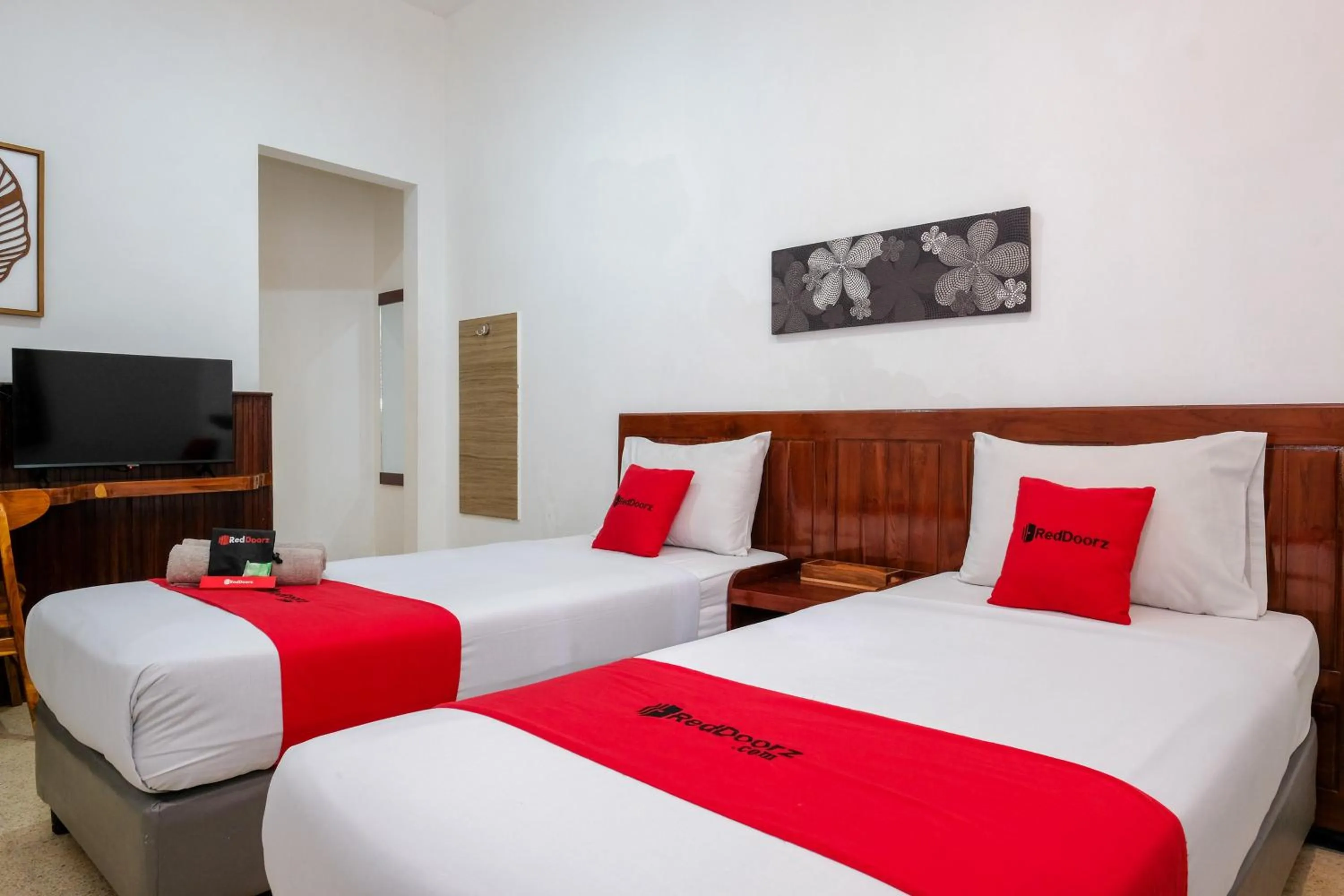 Bedroom, Bed in RedDoorz @ Soekarno Hatta 2