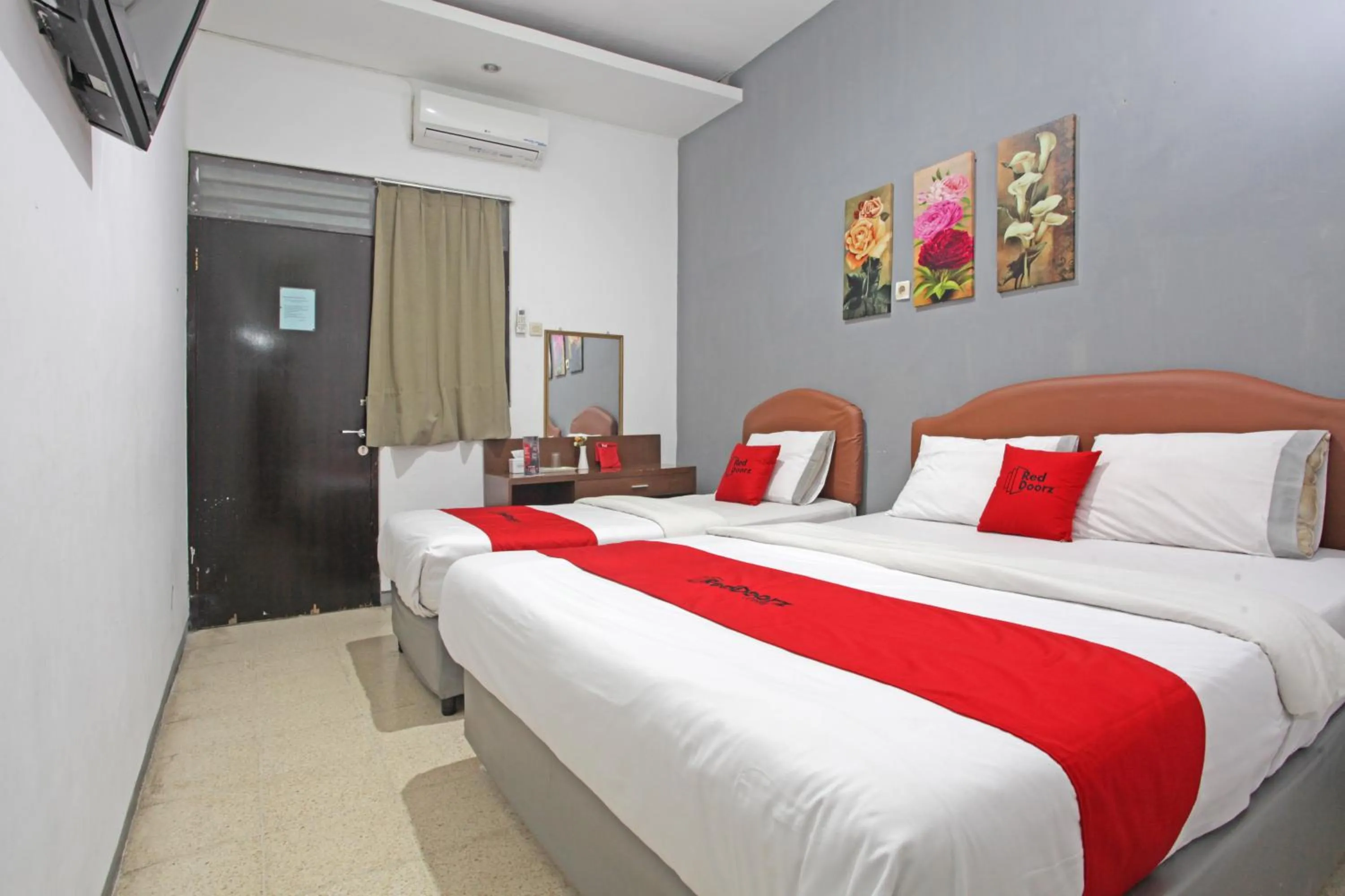 Bedroom, Bed in RedDoorz @ Soekarno Hatta 2