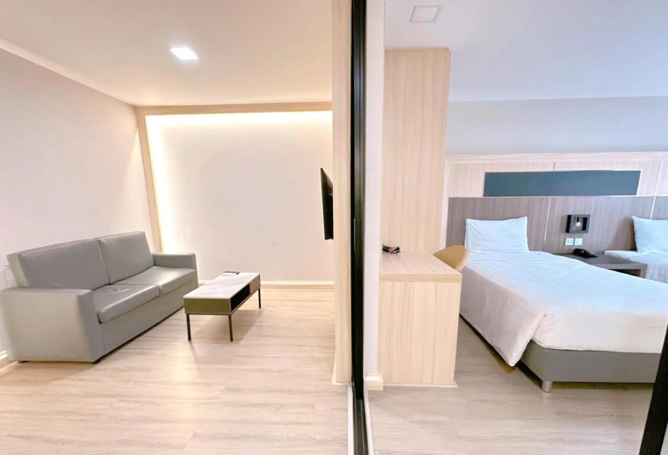 O2 Grand Suvarnabhumi Airport