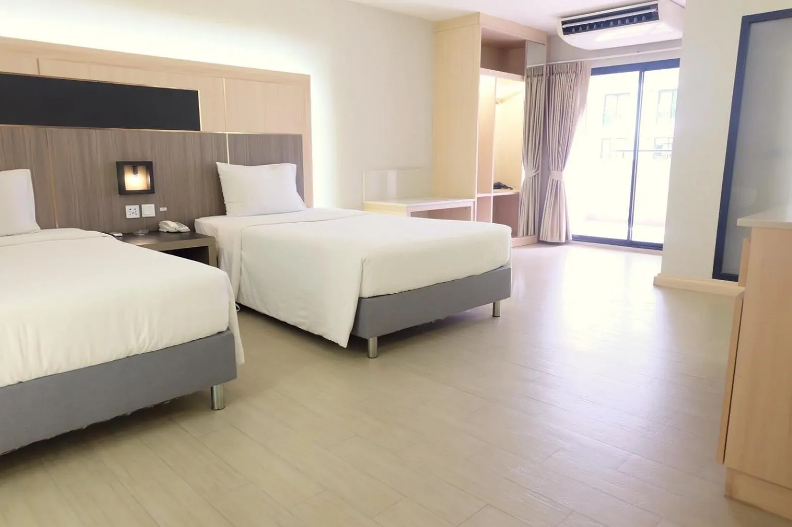 O2 Grand Suvarnabhumi Airport