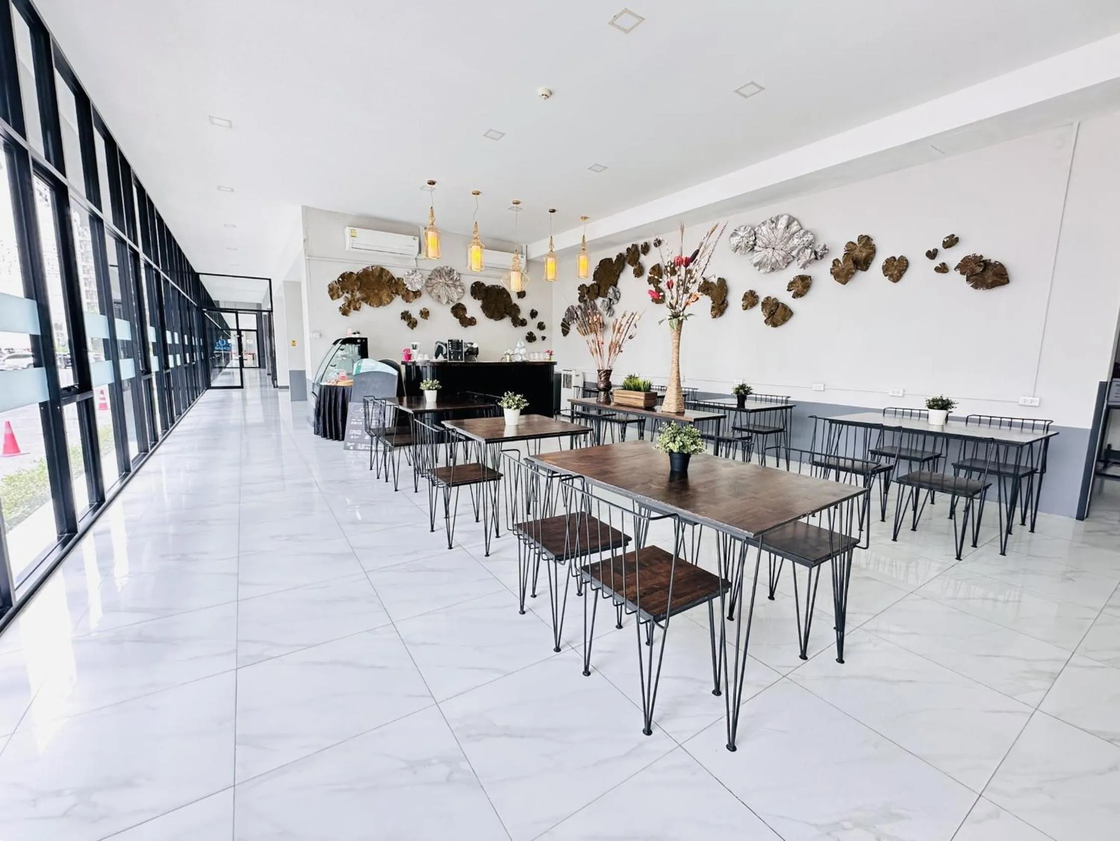 O2 Grand Suvarnabhumi Airport