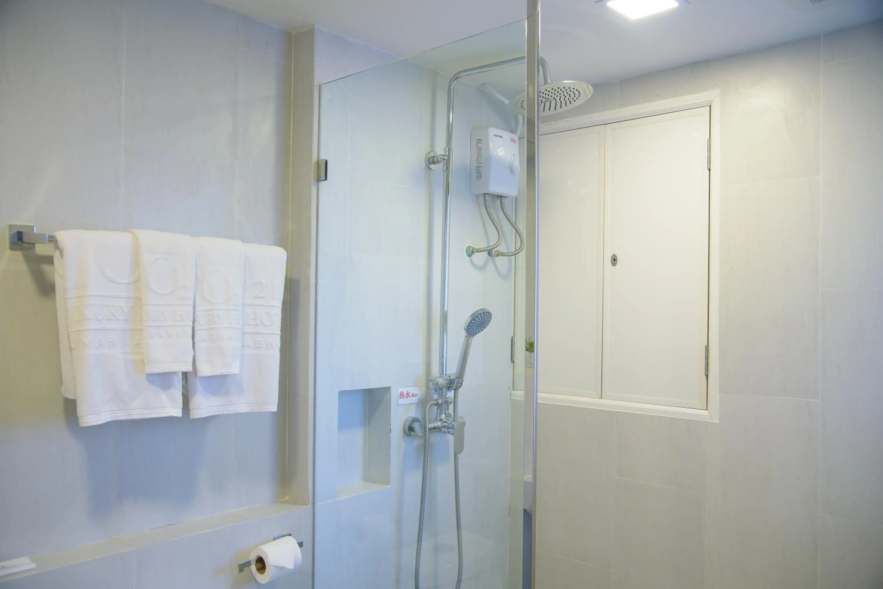 Bathroom in O2 Luxury Hotel