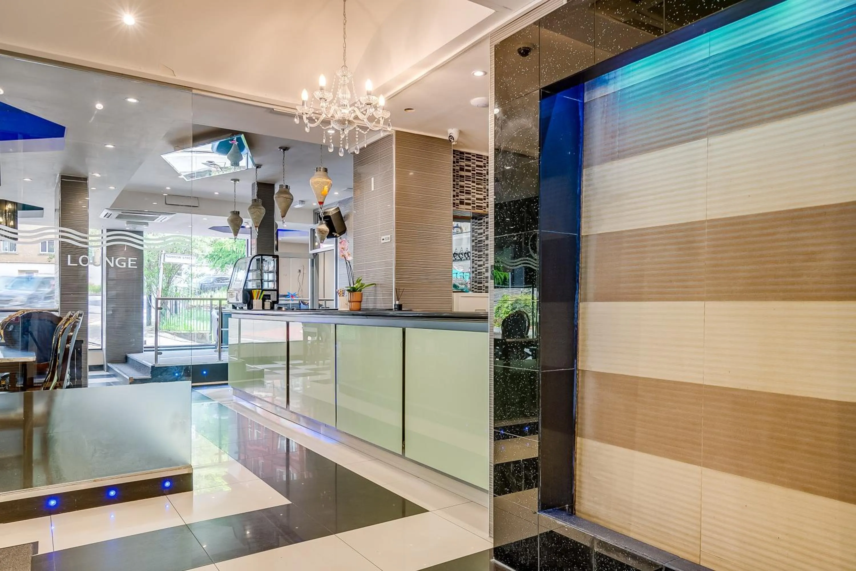 Lobby or reception in London Star Hotel