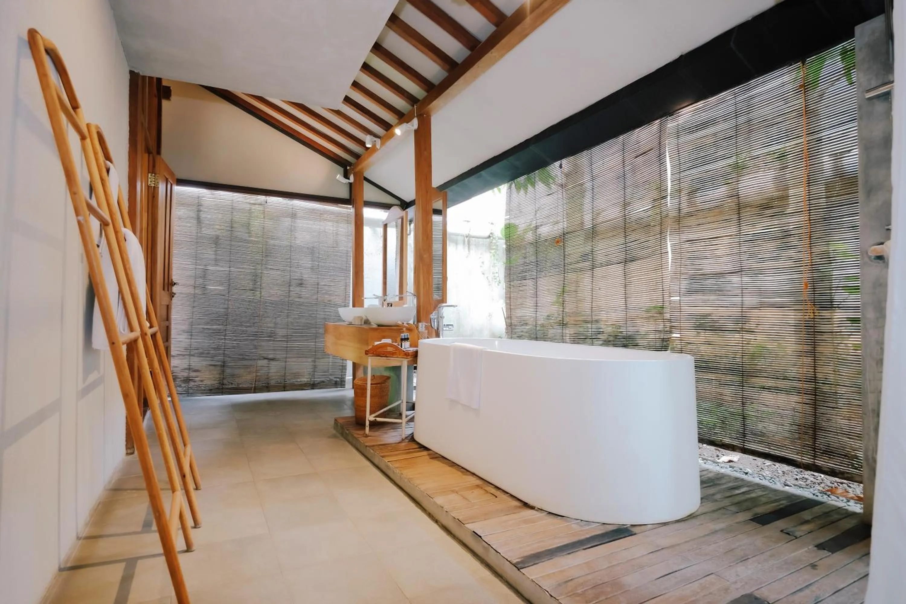 Bathroom in Ayom Java Village Solo