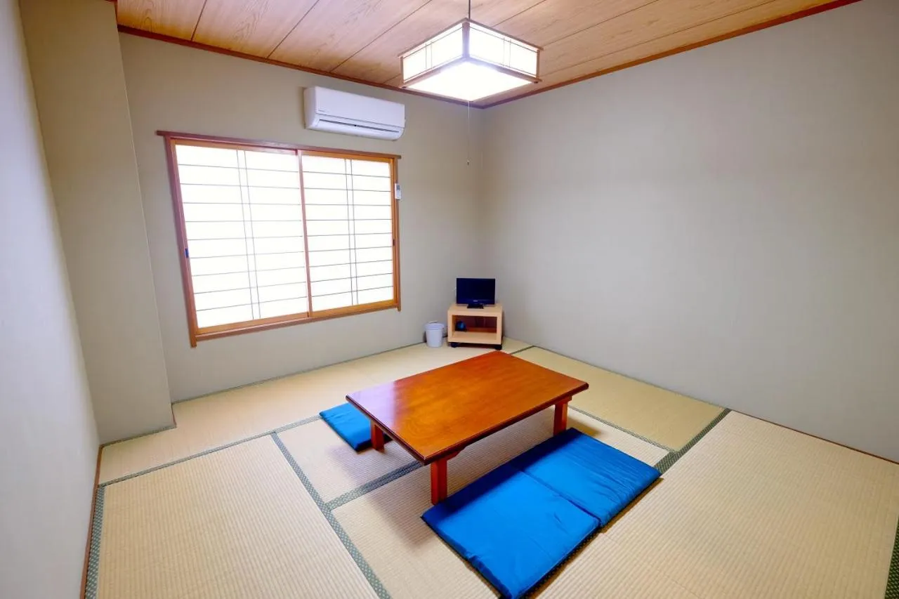 Photo of the whole room in Kokumin Shukusha Sun Marina