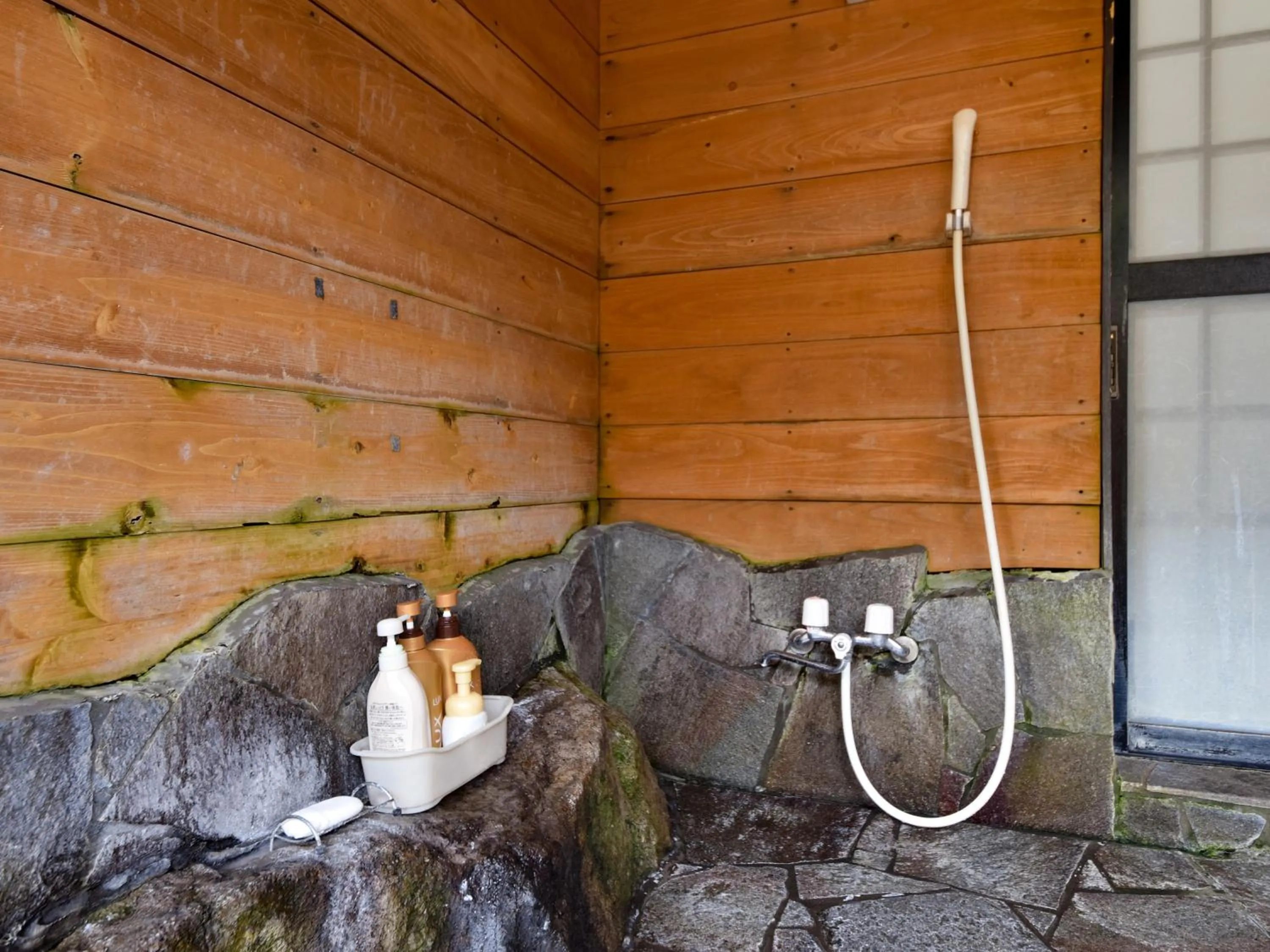 Hot Spring Bath in Sanso Matsuya