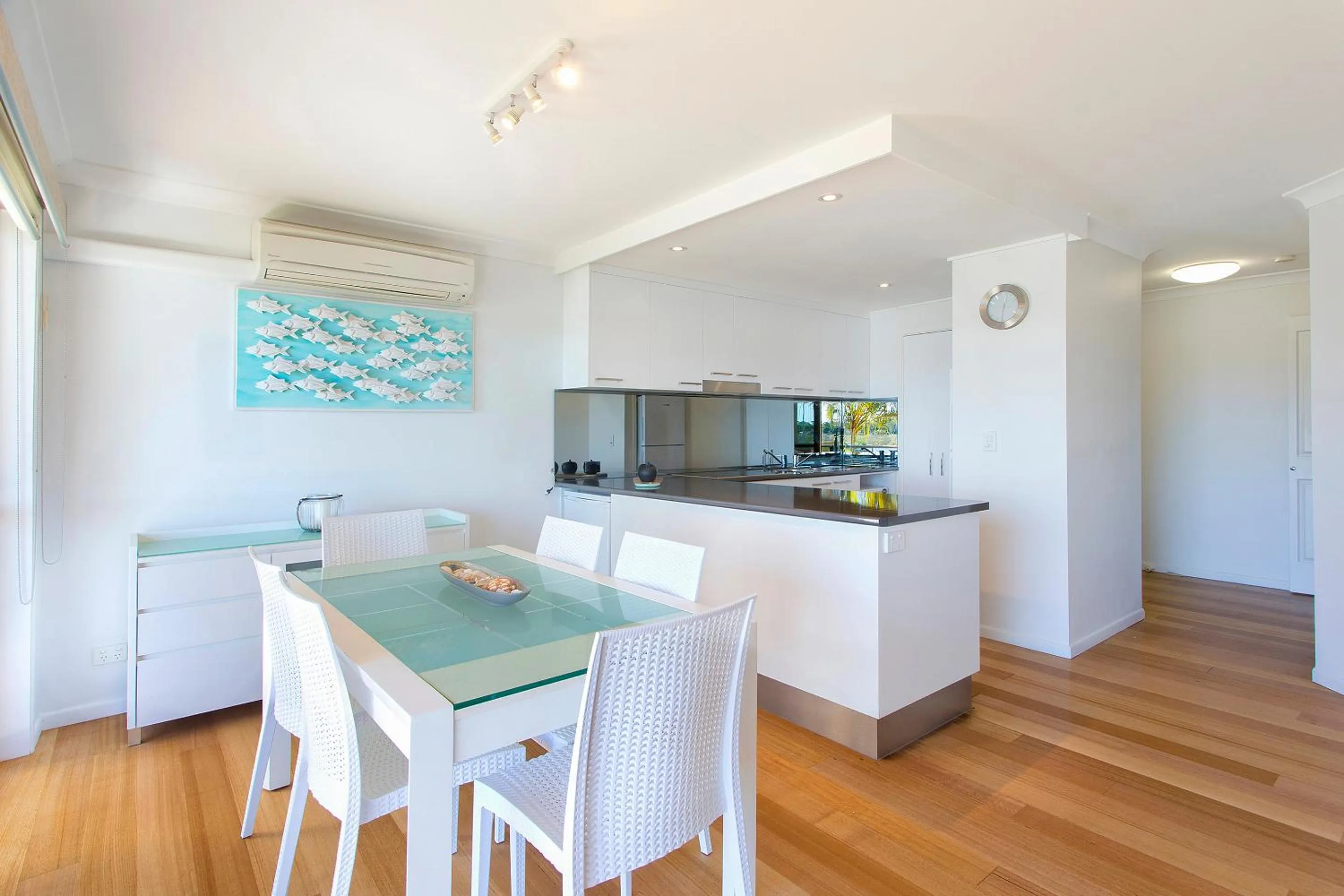 Dining area in Noosa Shores Resort