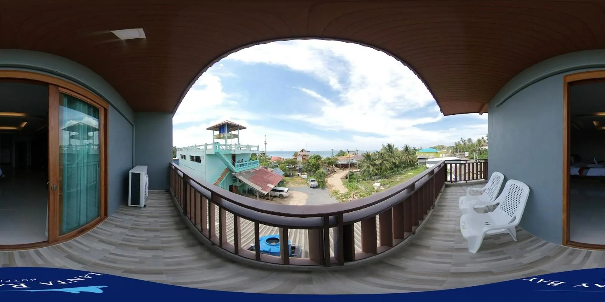 Patio in Lanta Ray Bay Hotel