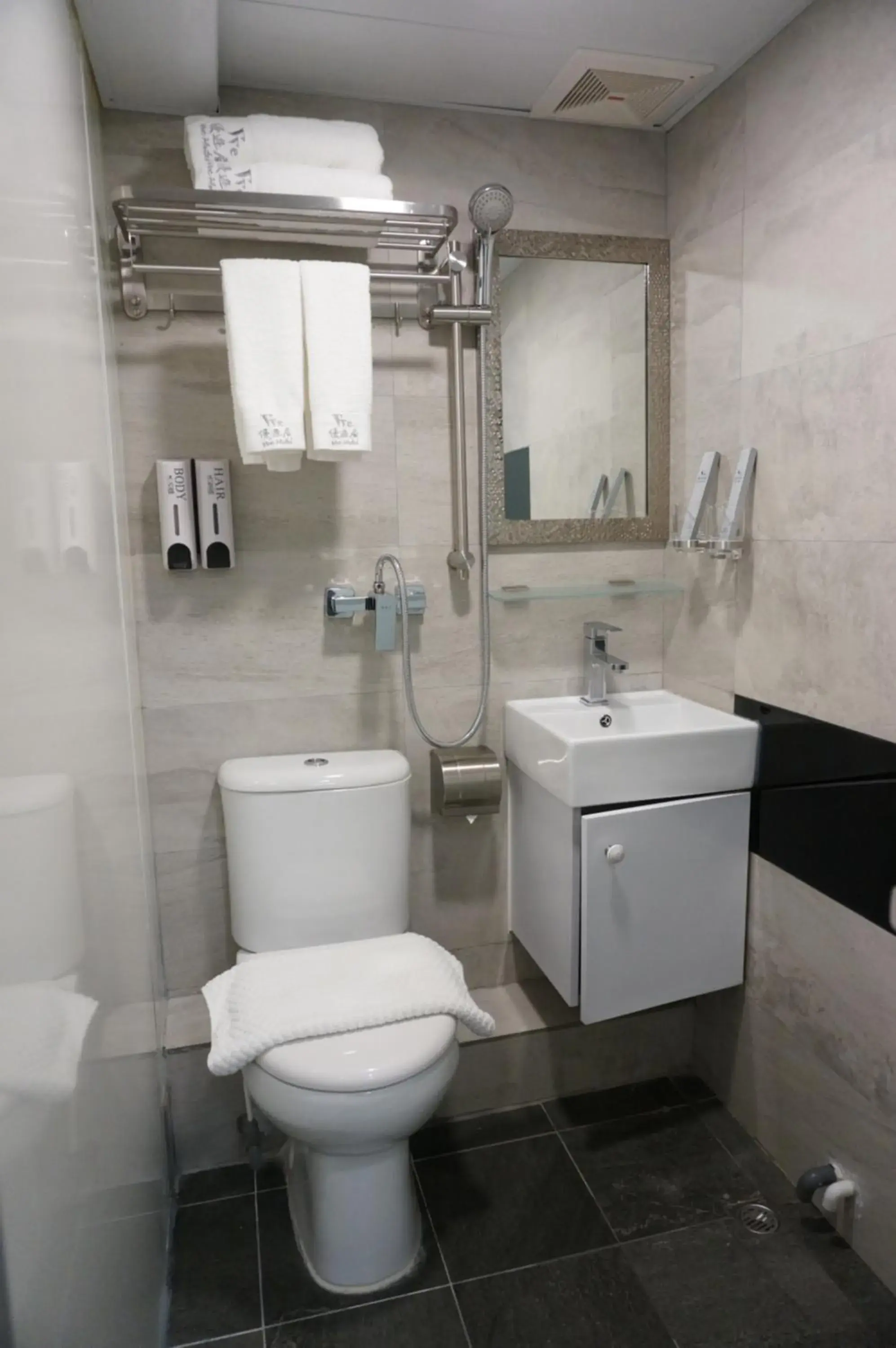 Double or Twin Room with Private Bathroom in Vve Vve Hotel Double or Twin Room with Private Bathroom in Vve Vve Hotel