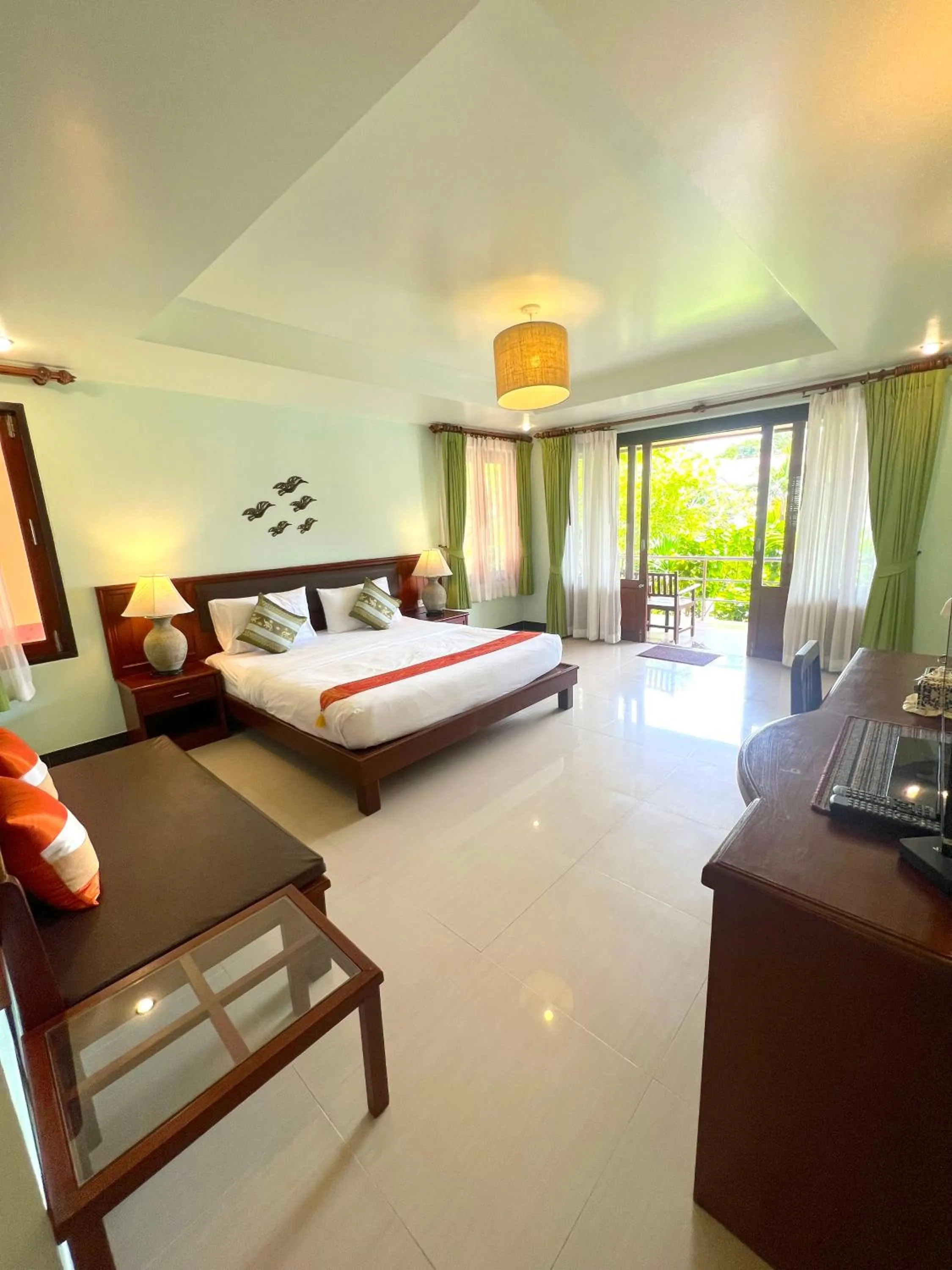Bed in PS Thana Resort