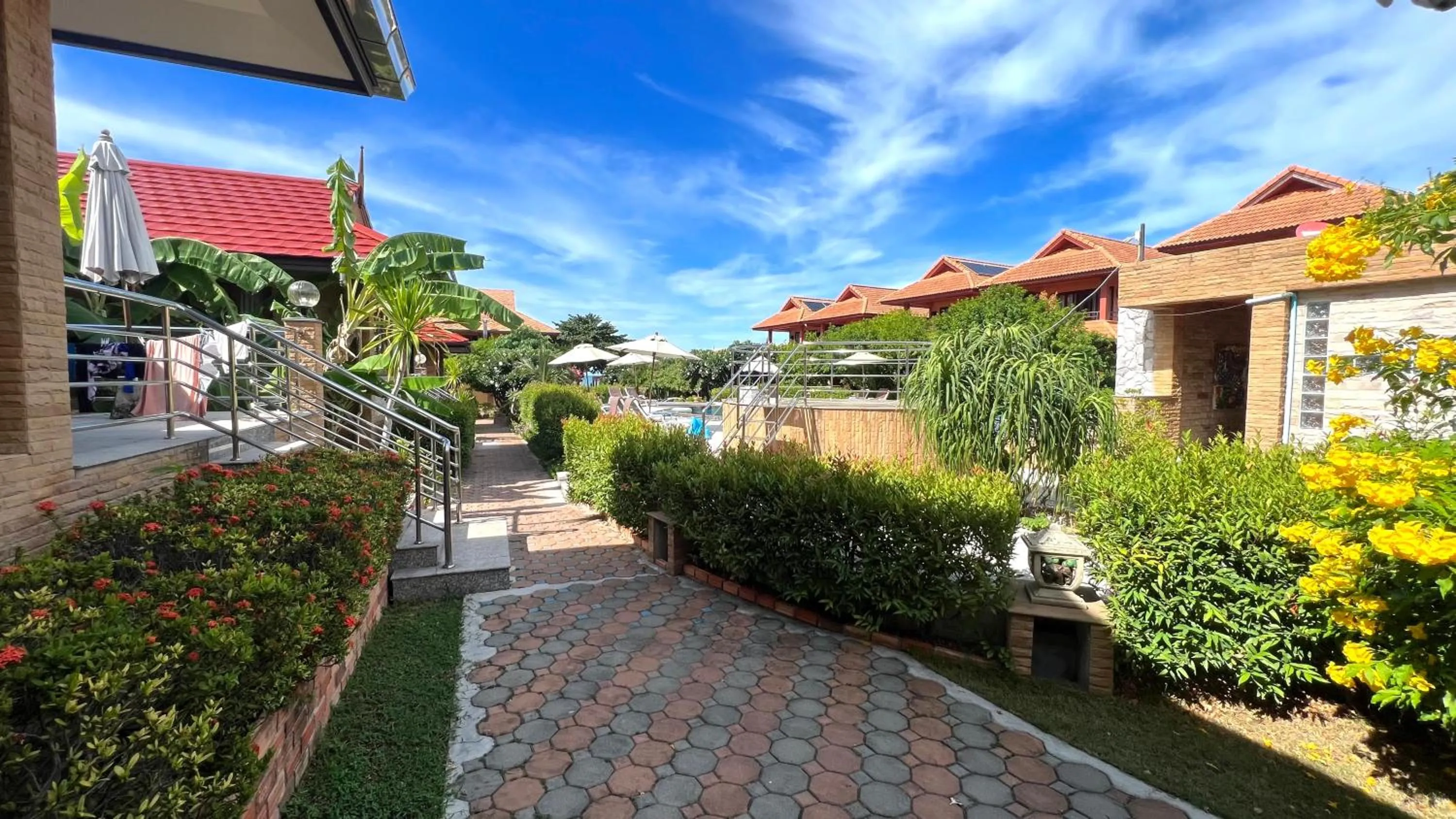 Garden view in PS Thana Resort