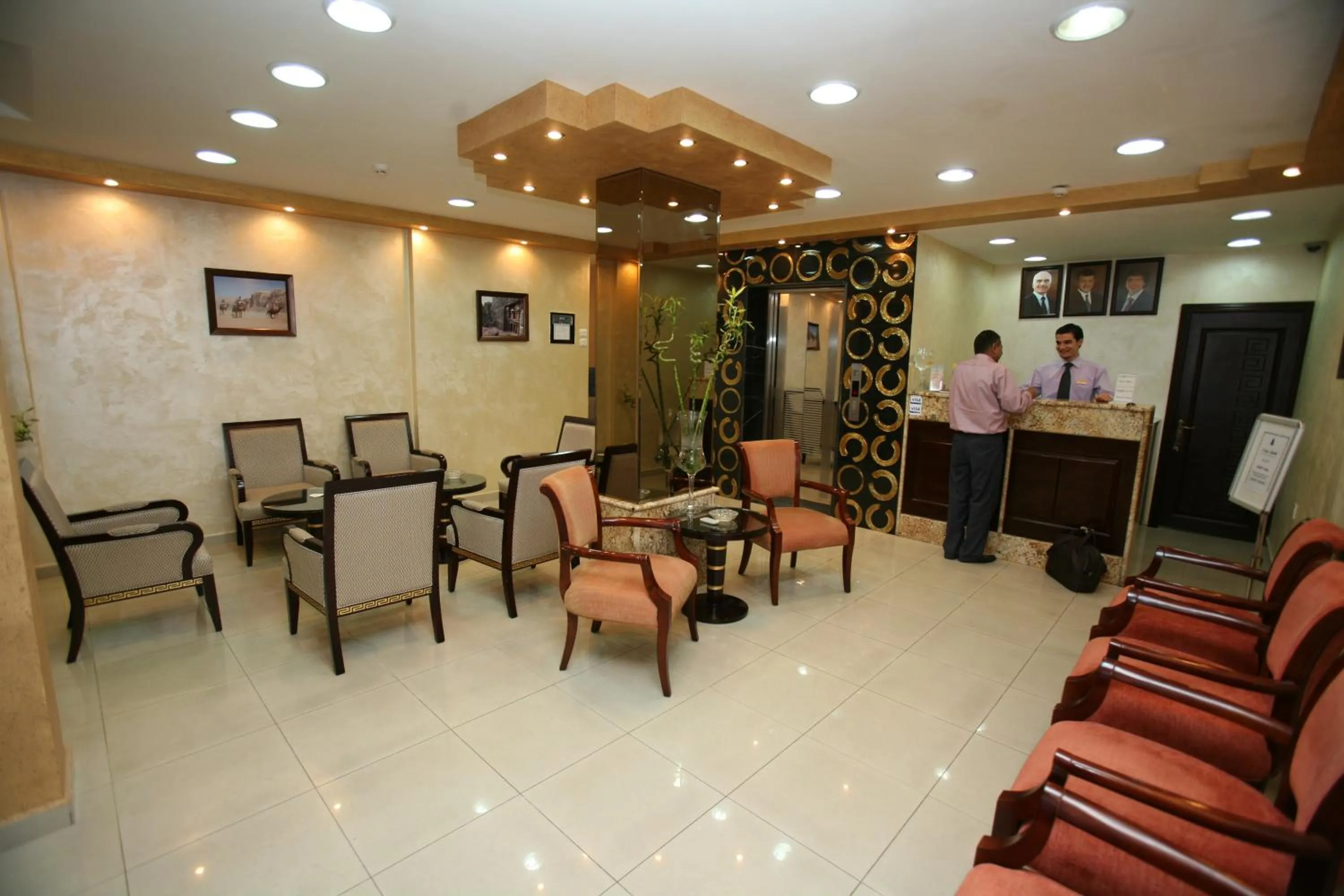 Lobby or reception in Cedar Hotel