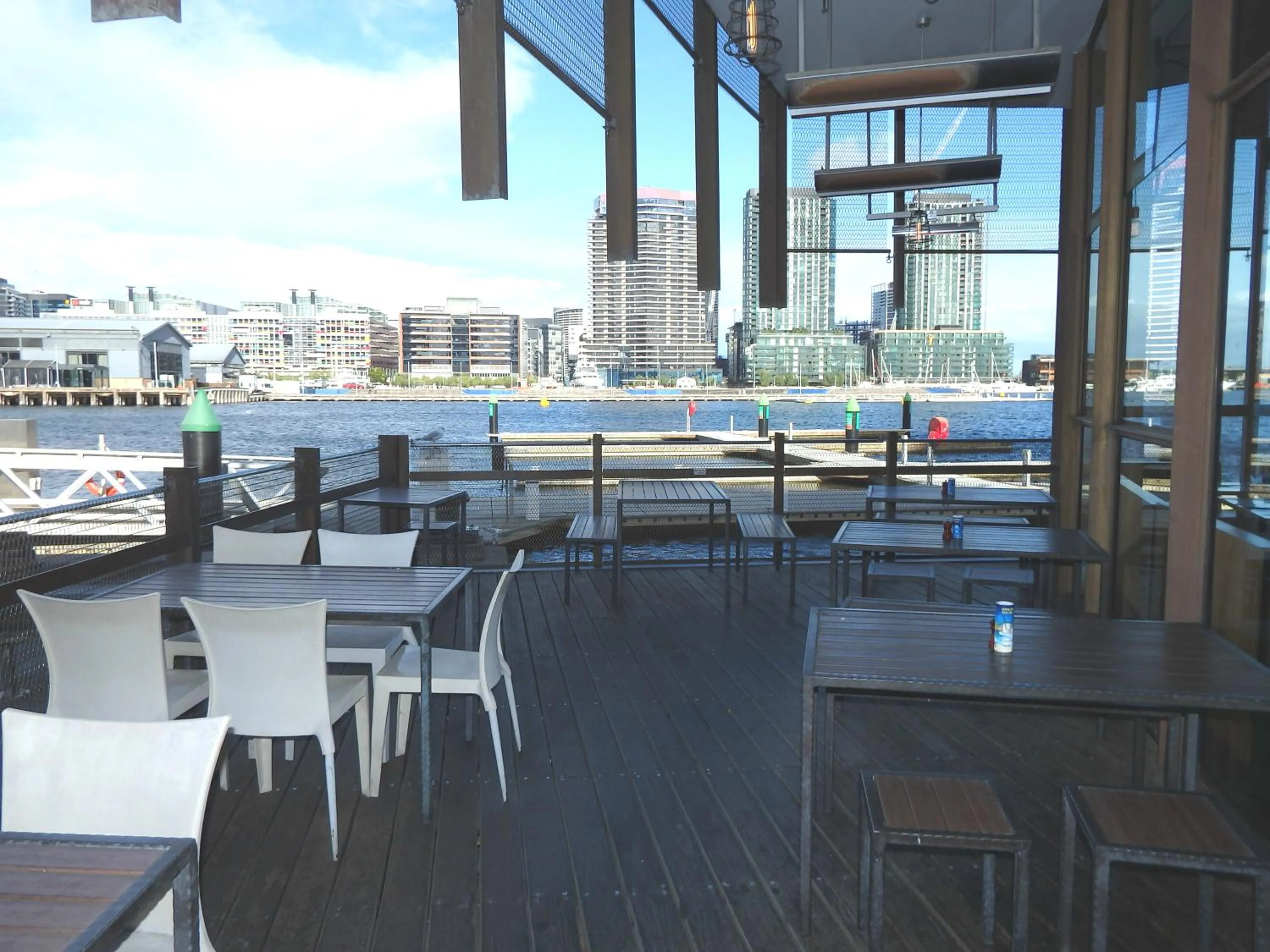 Restaurant/places to eat in Docklands Private Collection - City Harbour Apartments
