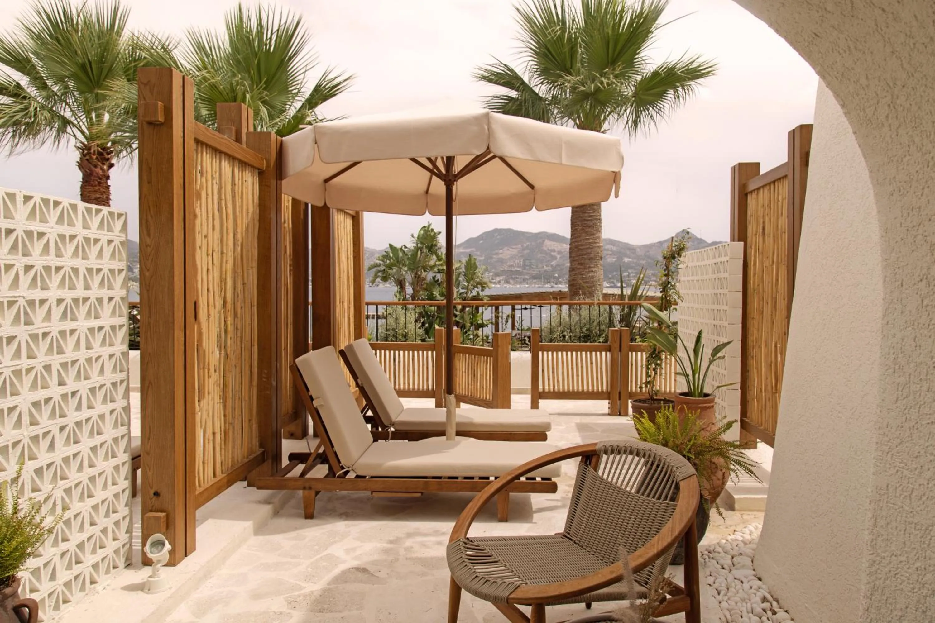 Patio in Avantgarde Refined Yalıkavak