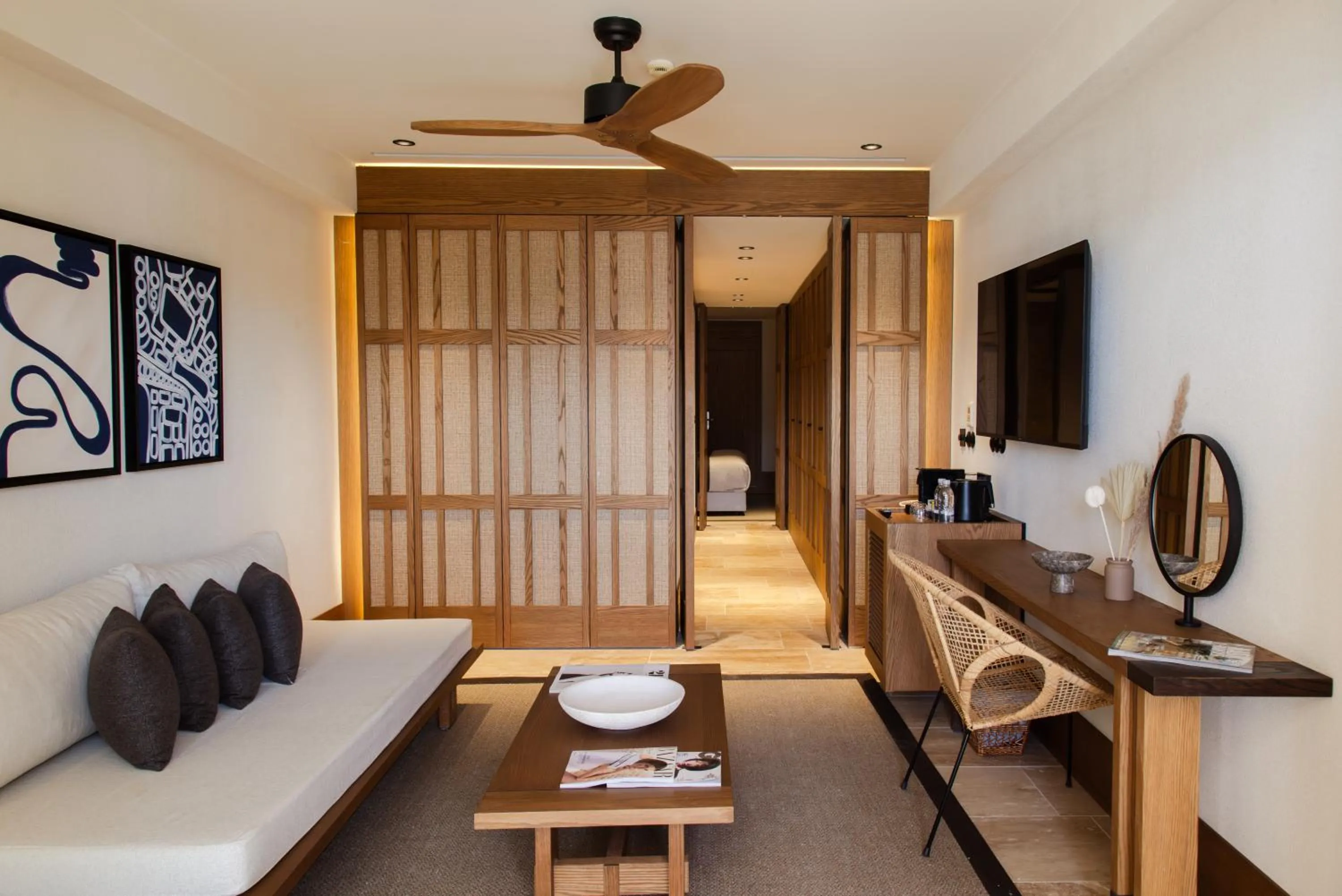 TV and multimedia in Avantgarde Refined Yalıkavak