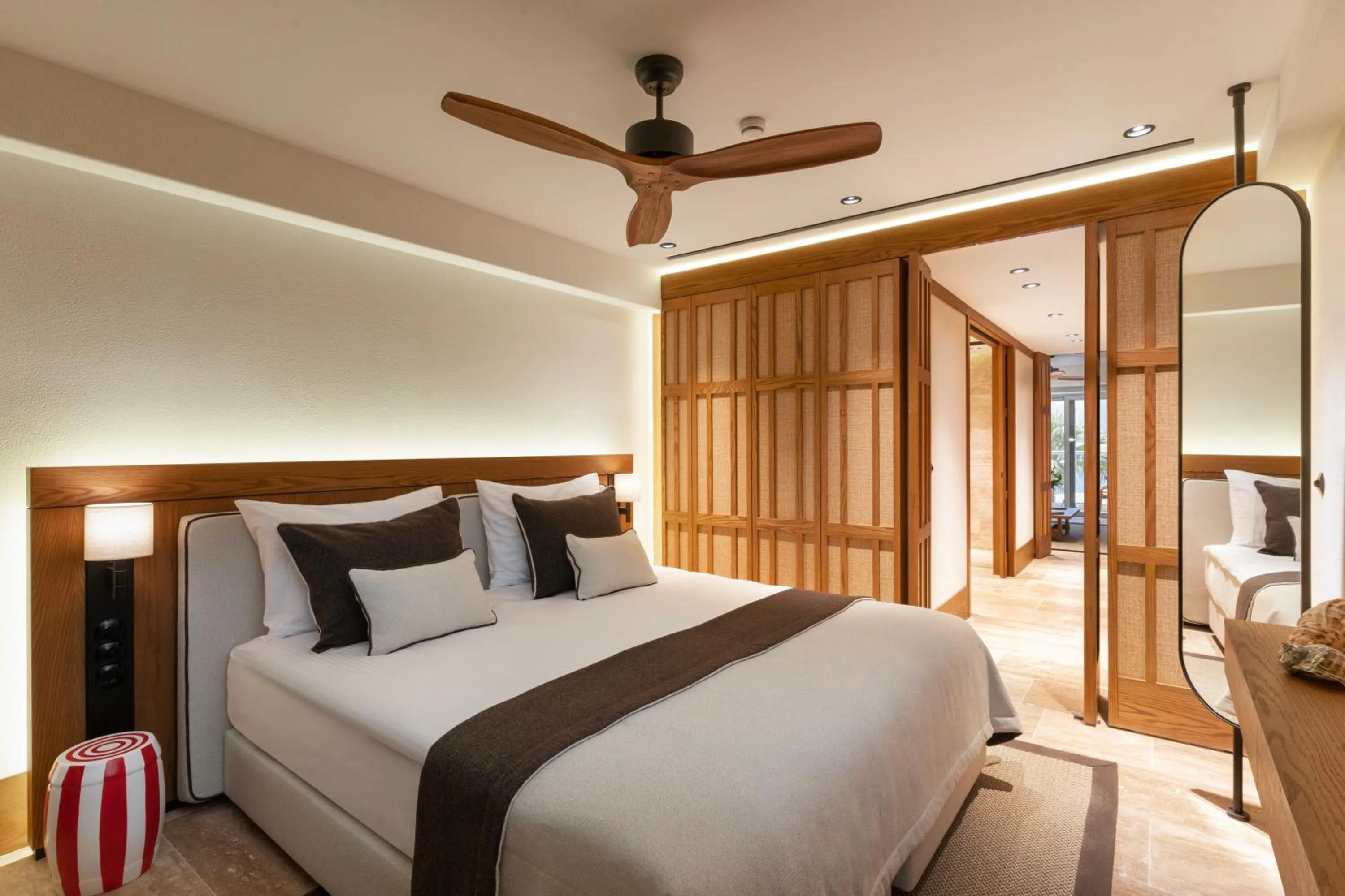 Bed in Avantgarde Refined Yalıkavak