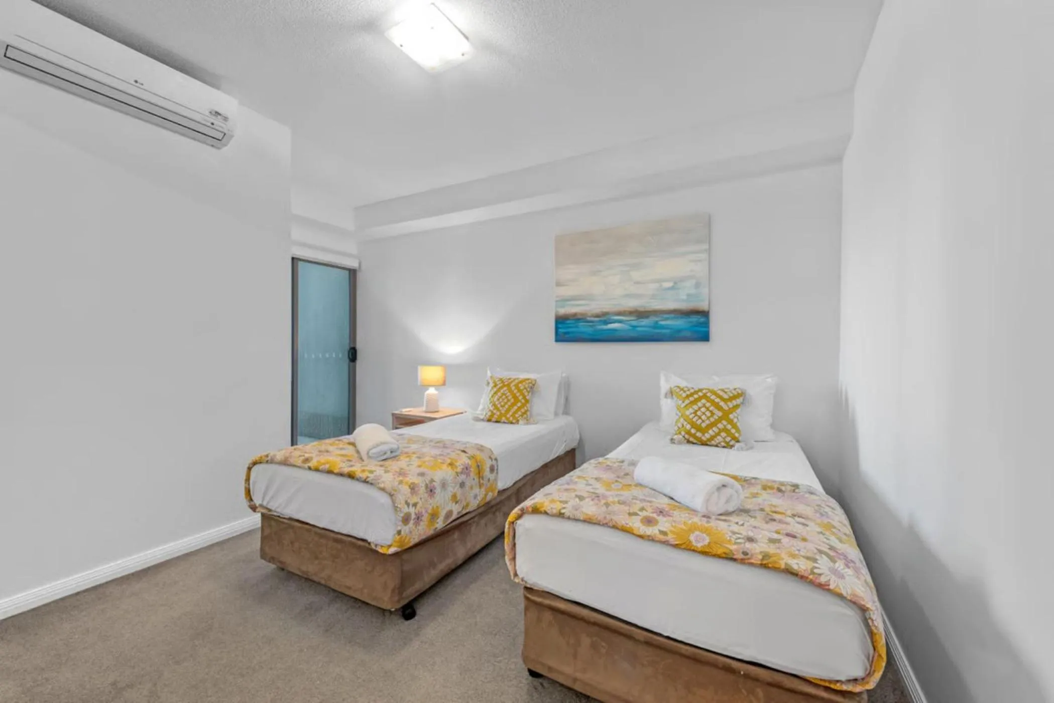 Bed in Proximity Waterfront Apartments