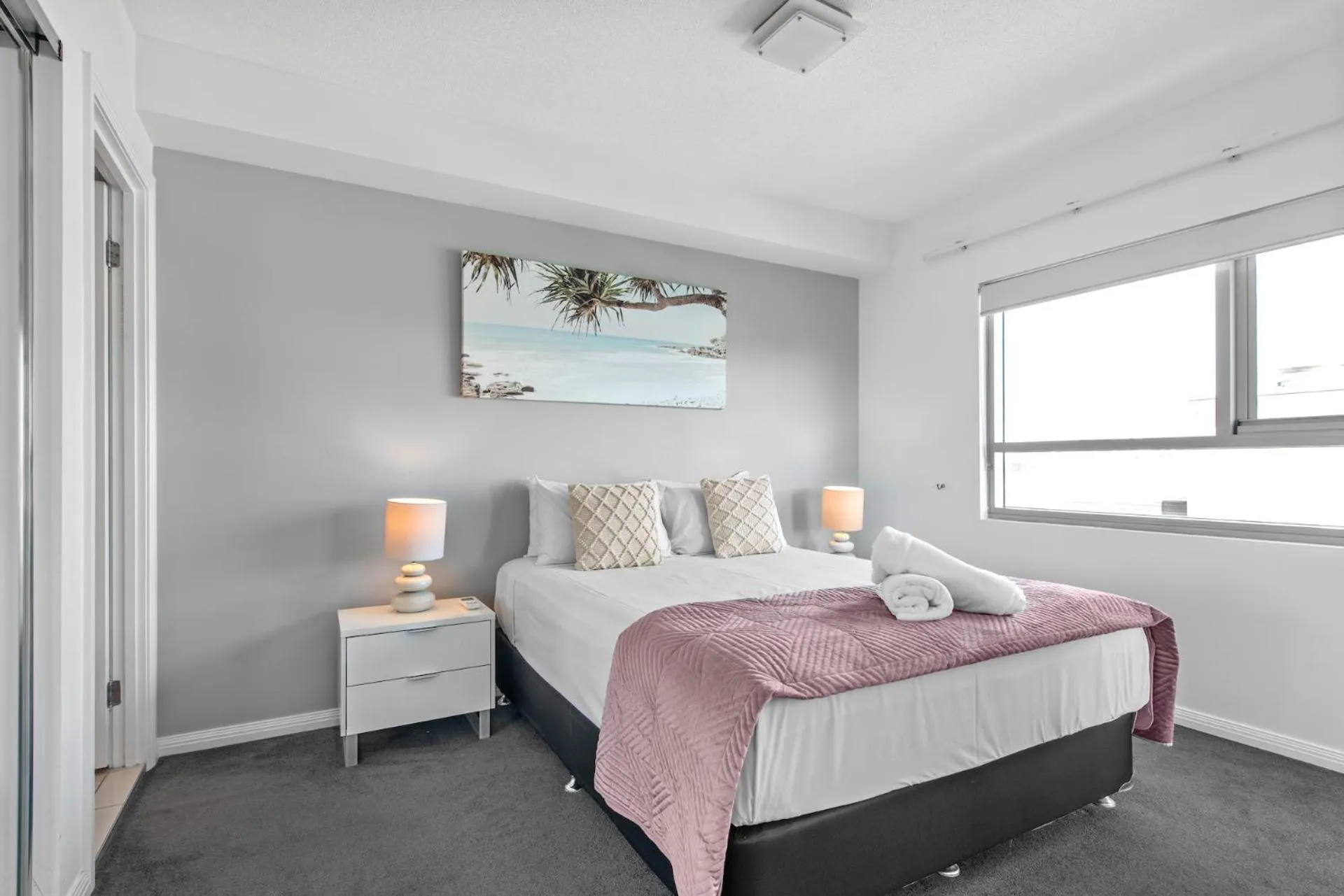 Bed in Proximity Waterfront Apartments