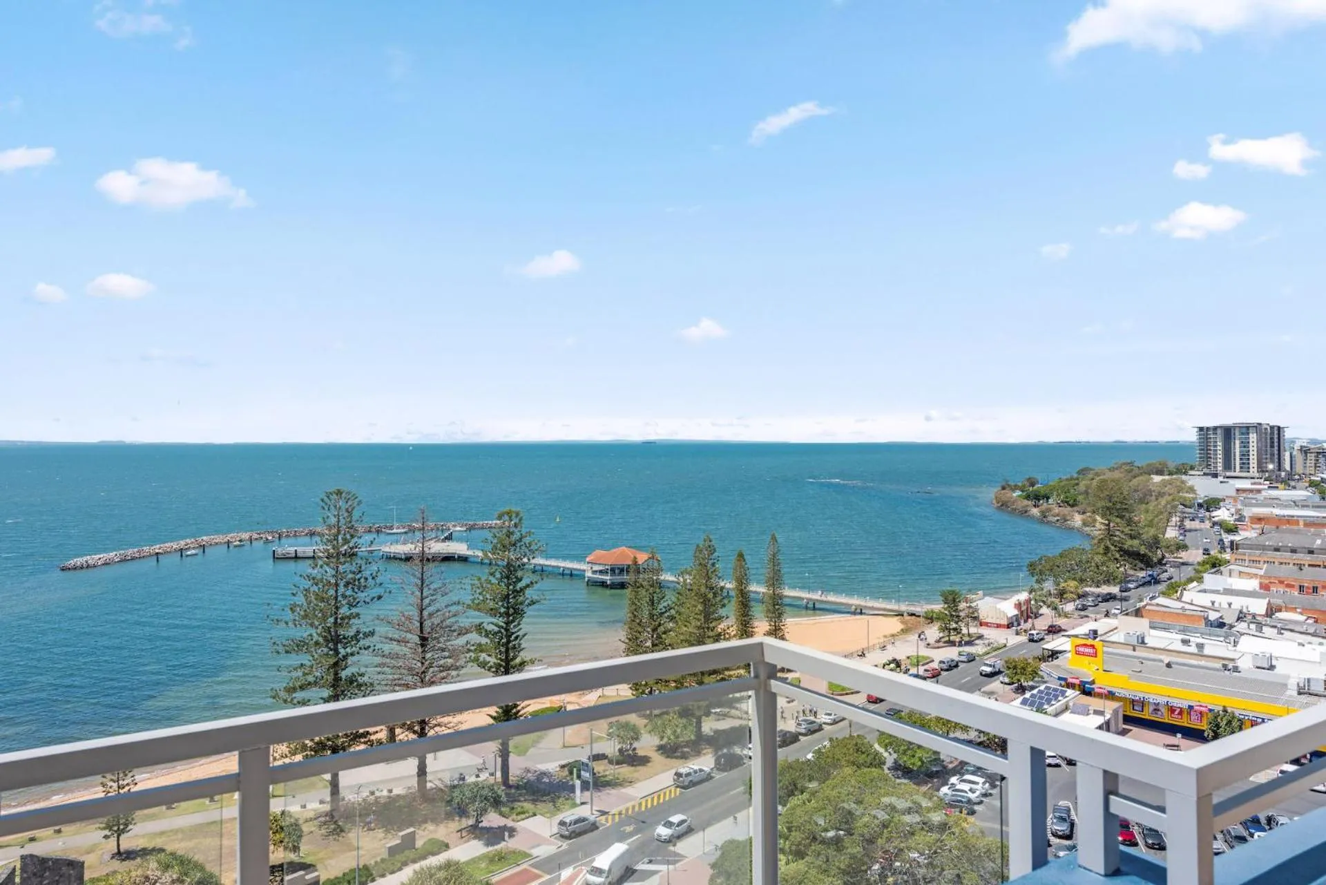 Sea view in Proximity Waterfront Apartments