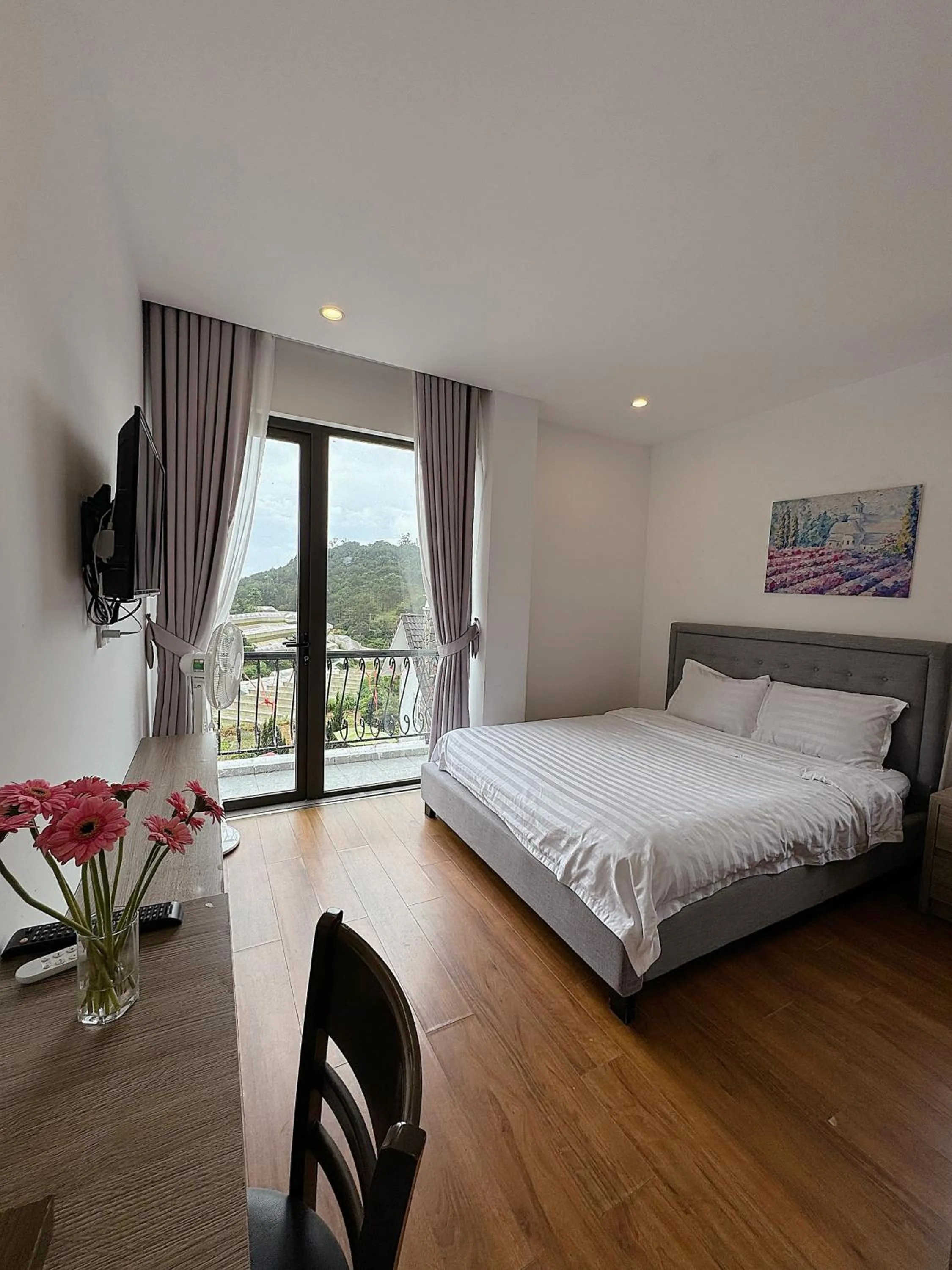 Bedroom, Bed in Amia Dalat