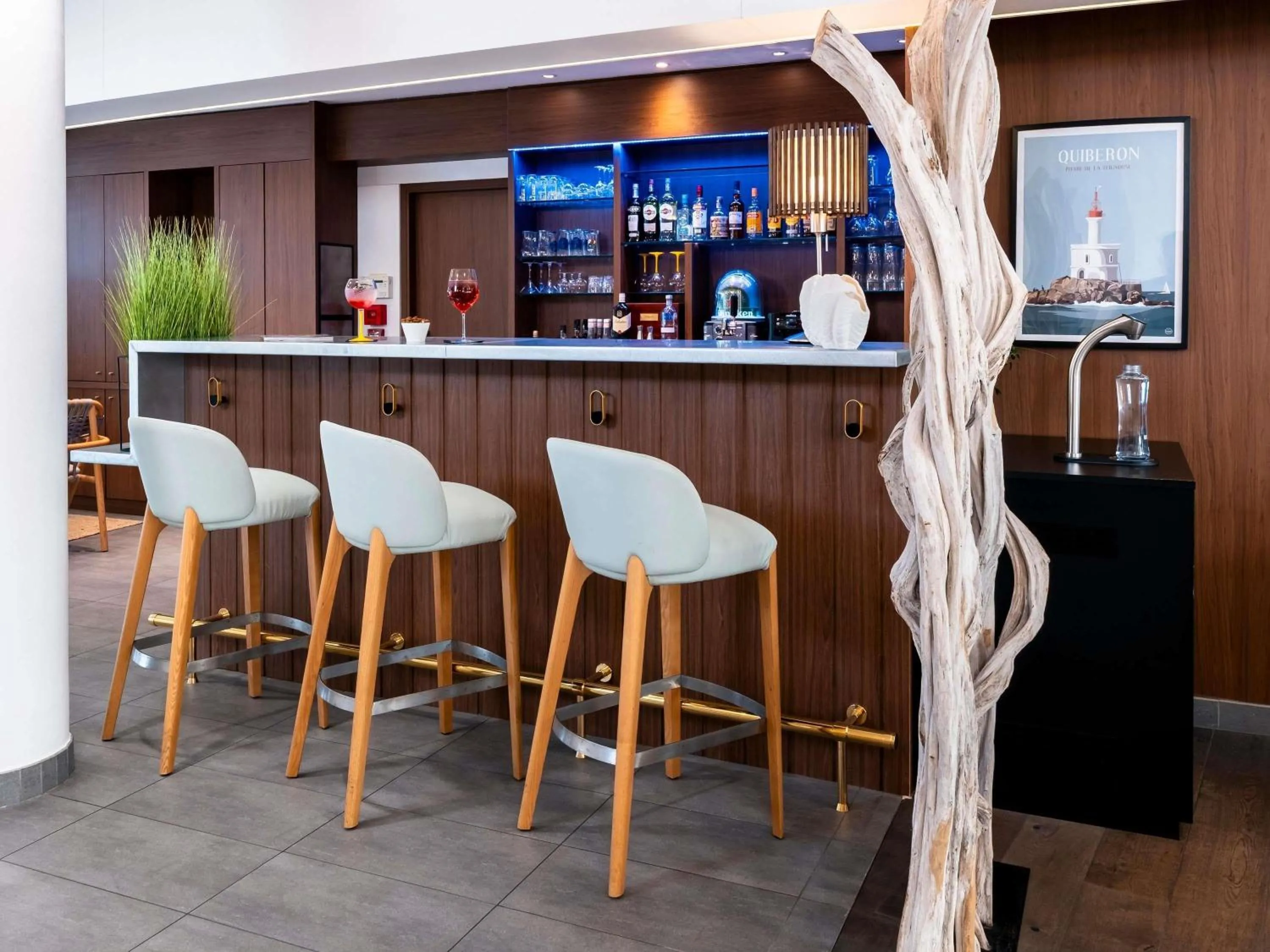 Lounge or bar in ibis Styles Quiberon Centre