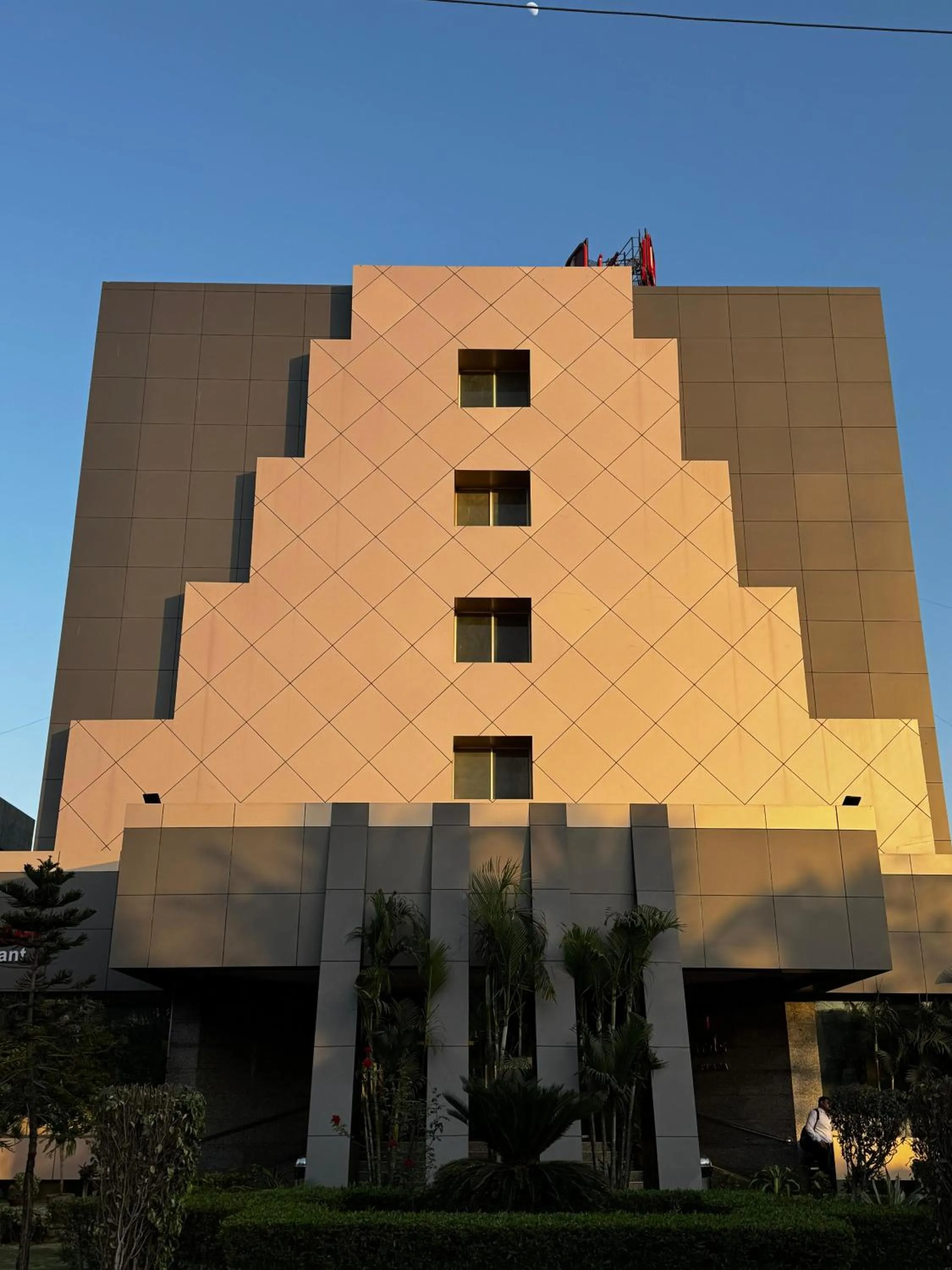 Facade/entrance in Lords Plaza Ankleshwar