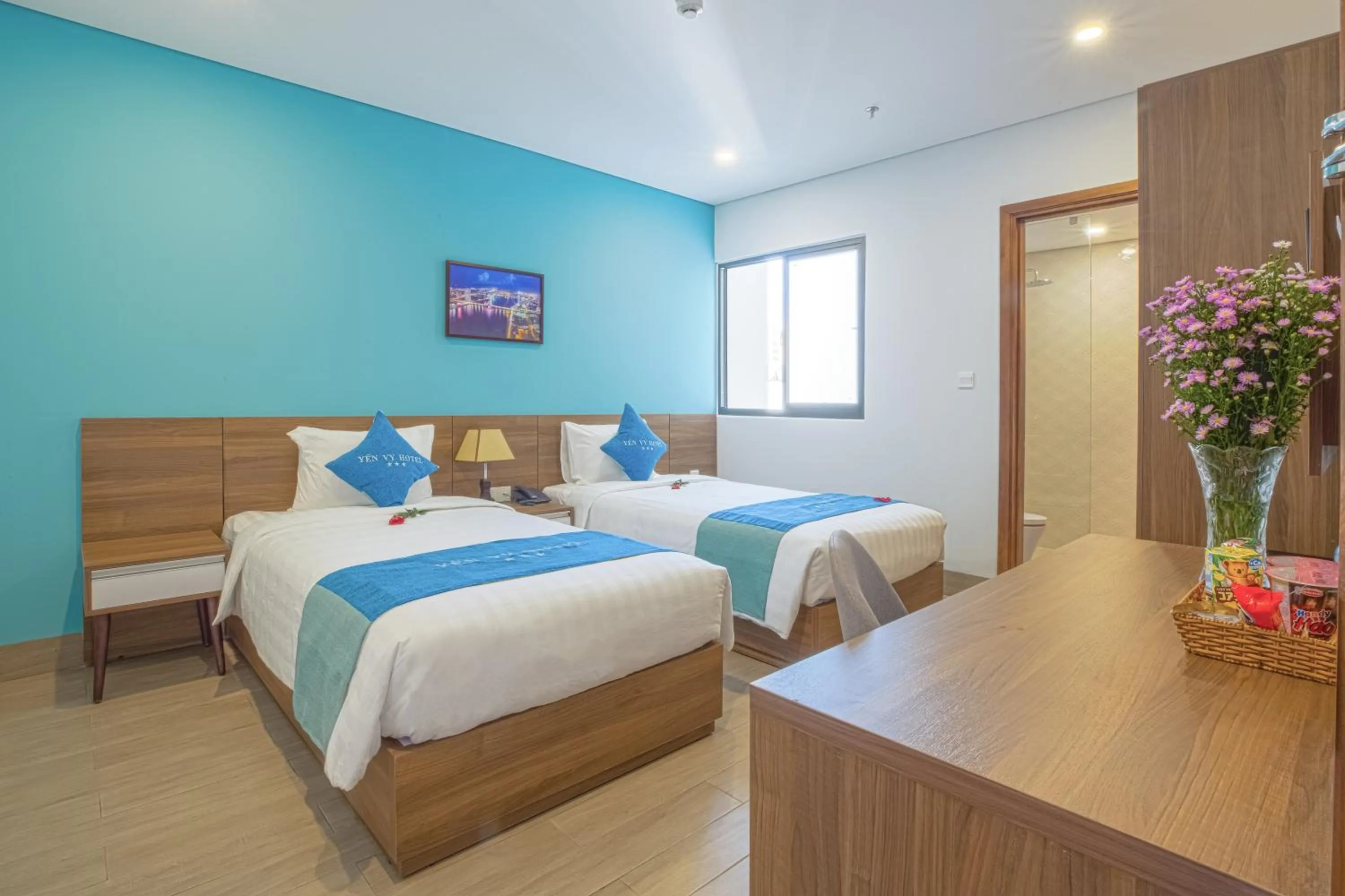 Photo of the whole room, Bed in Yen Vy Hotel and Apartment