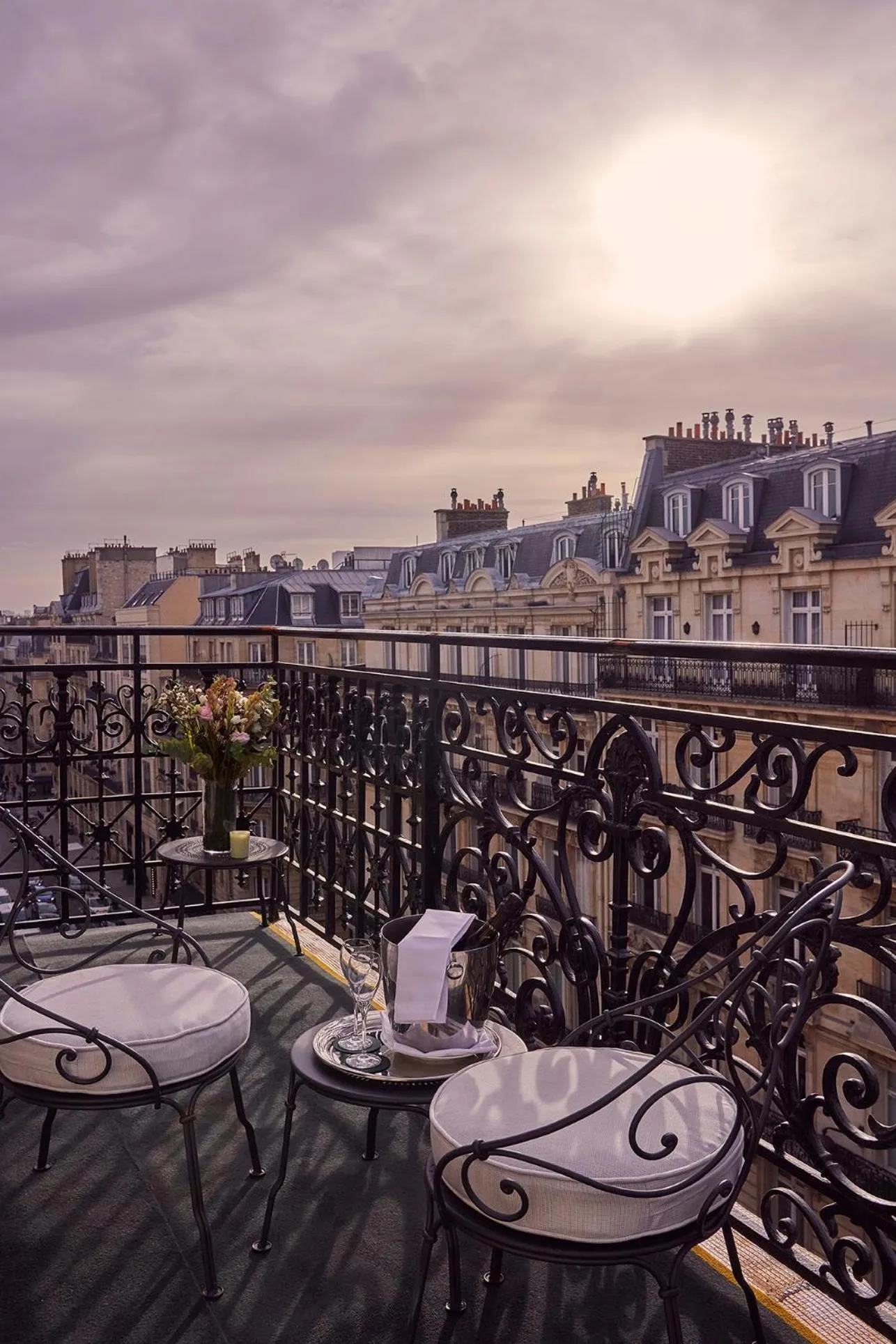 Property building in Grand Powers Hotel