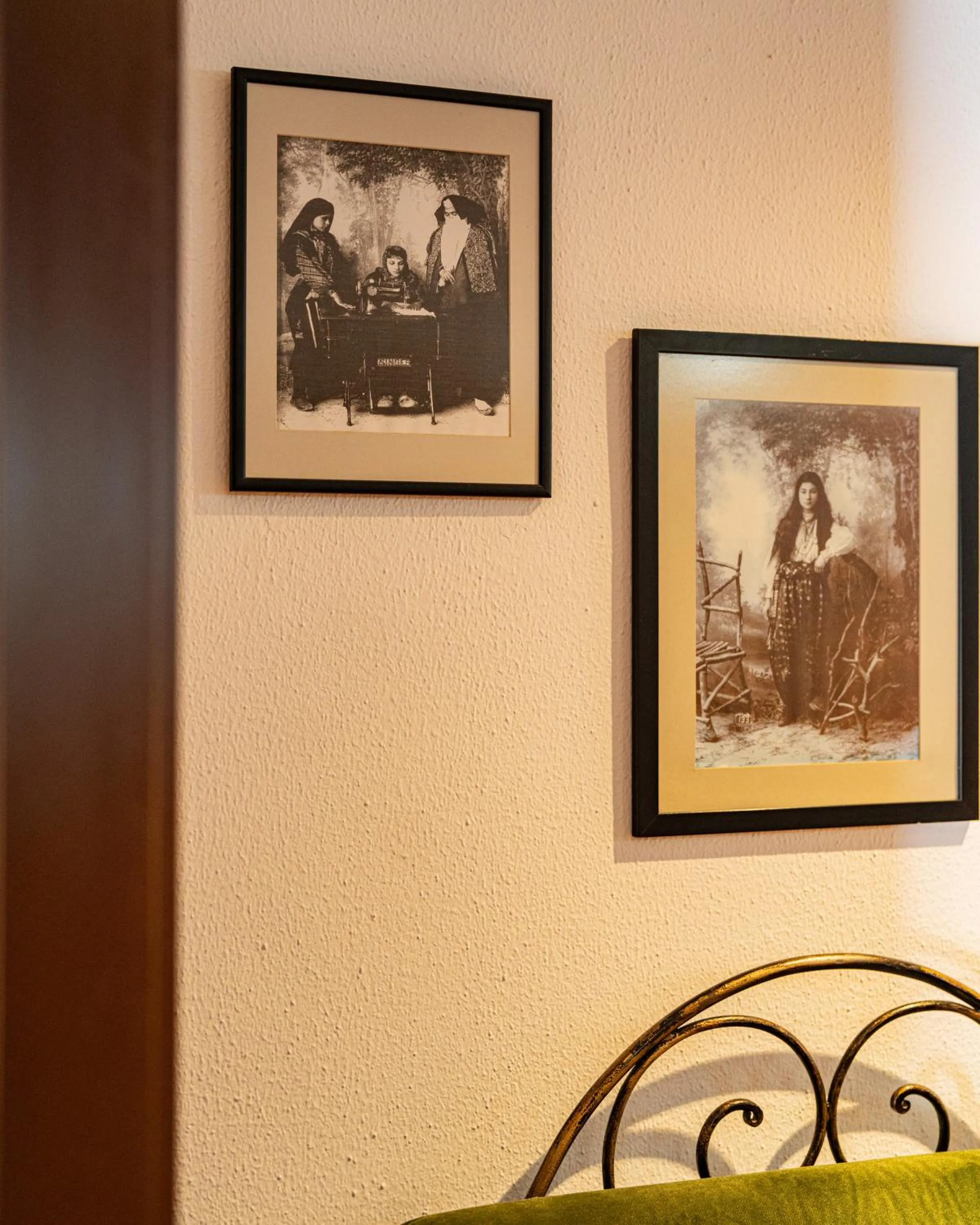 Decorative detail, Bed in Vila Belvedere