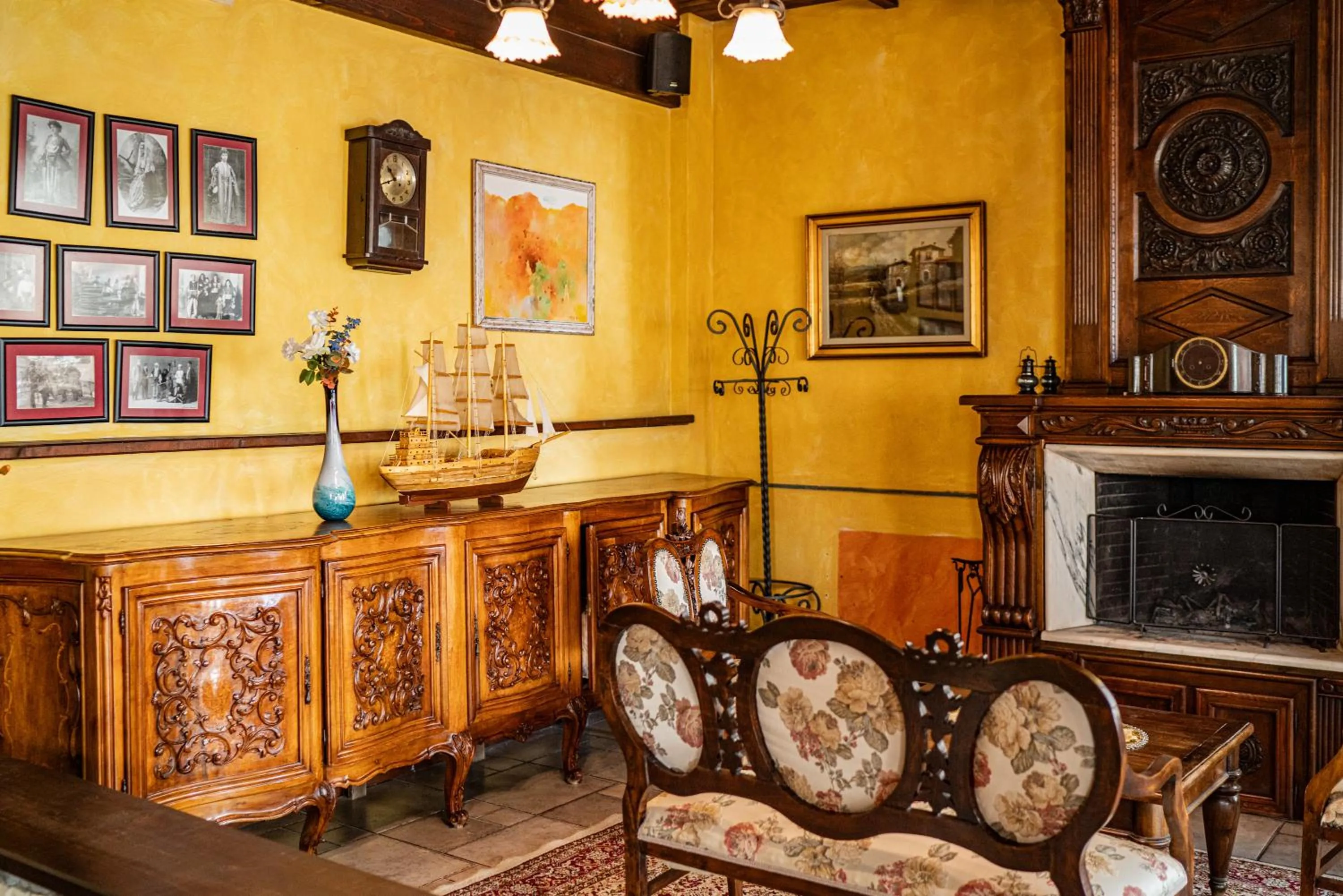 Seating area in Vila Belvedere