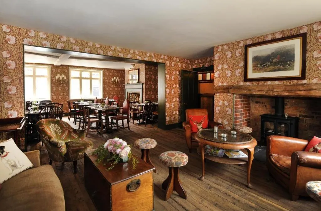 Dining area in The Stag and Huntsman at Hambleden