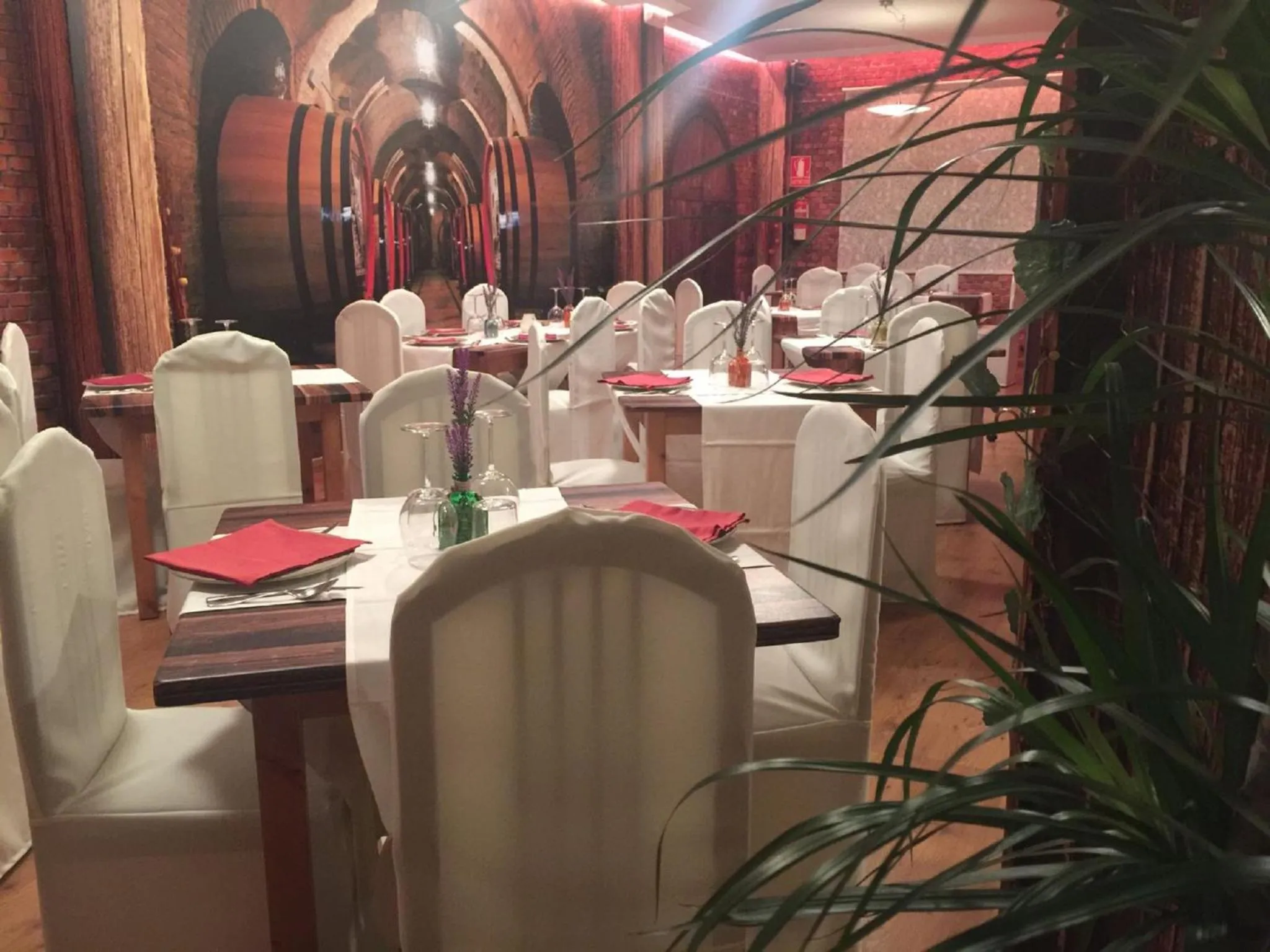 Restaurant/places to eat in Hotel Alfageme