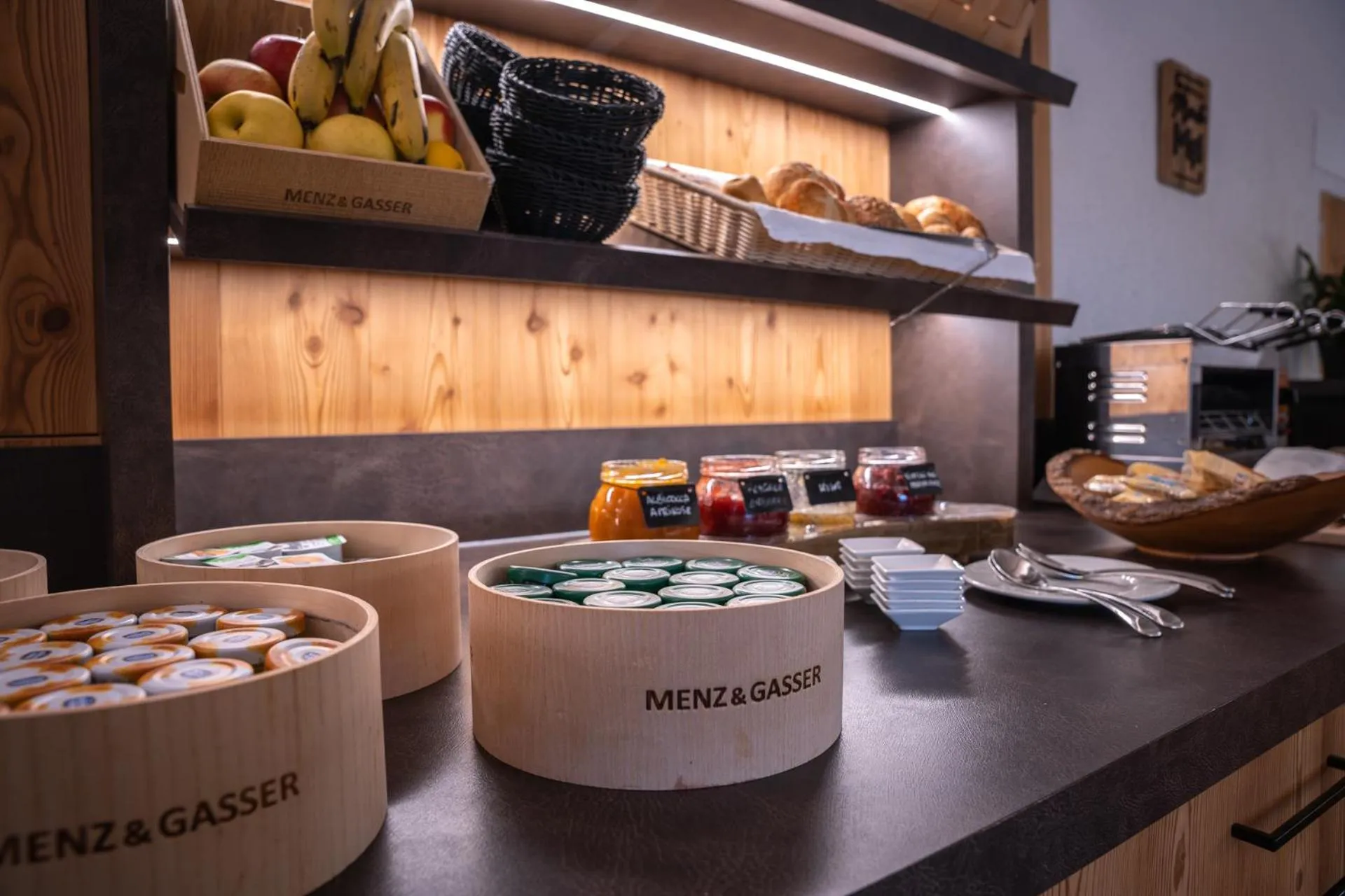 Breakfast in Hotel Monte44