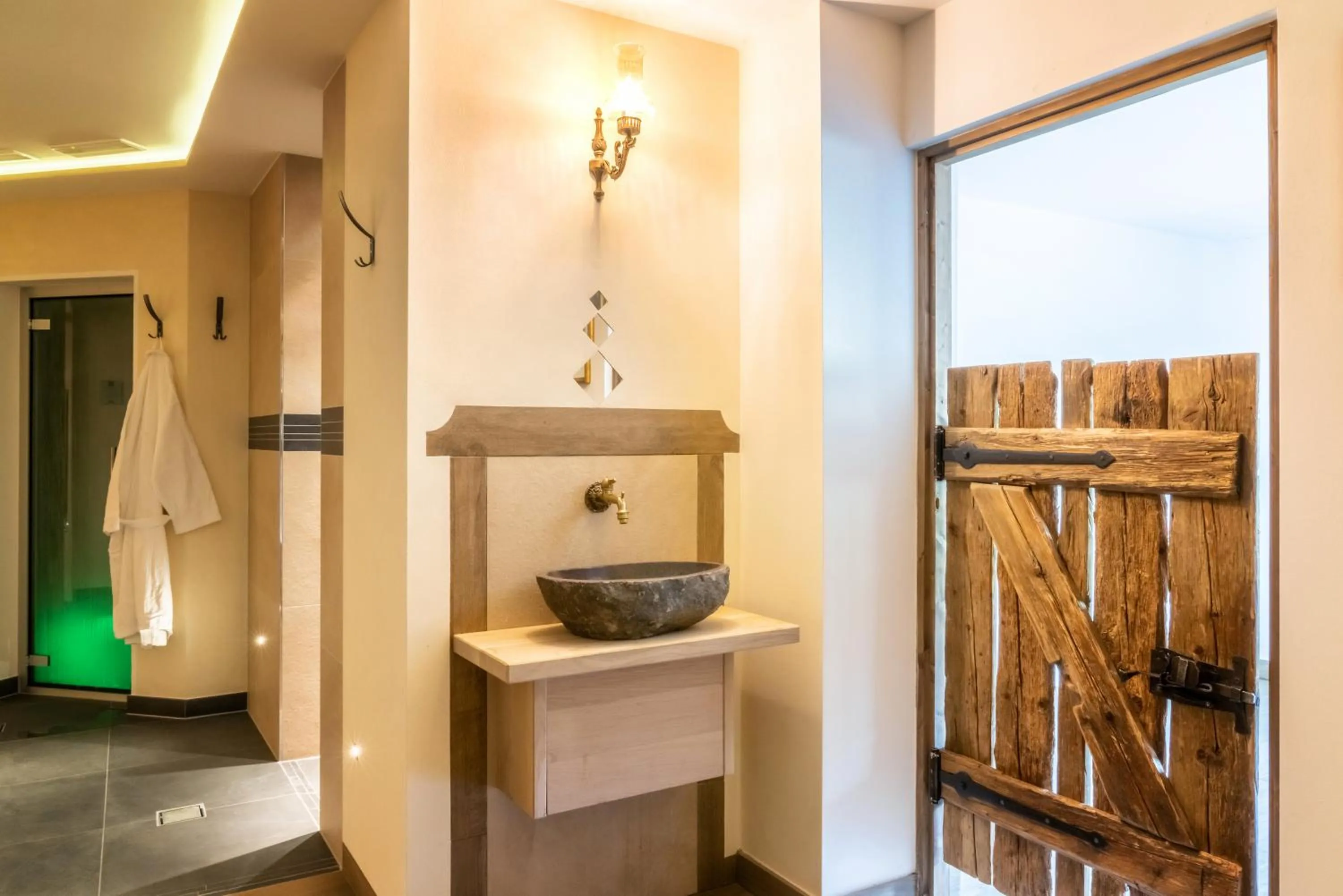 Spa and wellness centre/facilities in Hotel Monte44