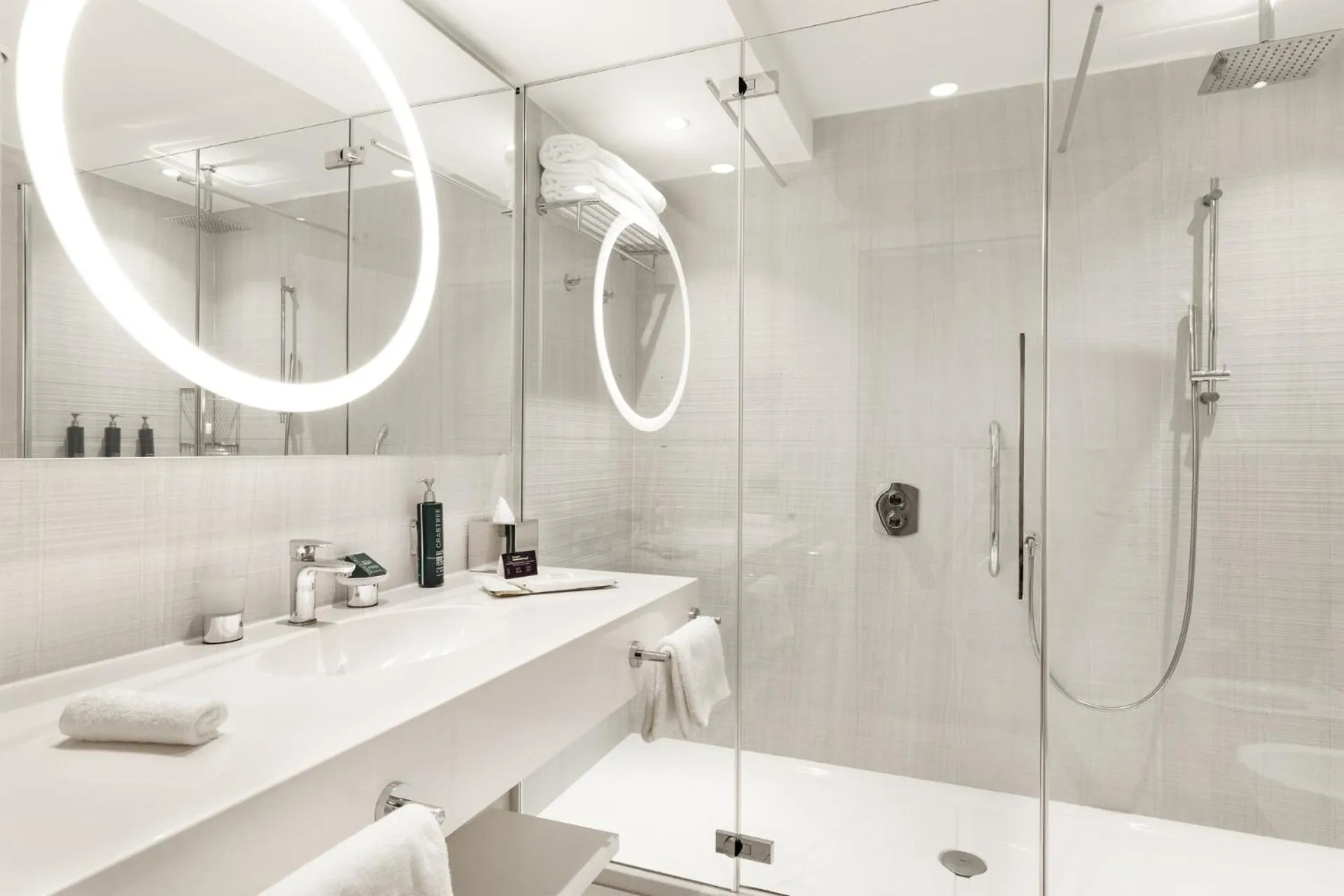 Doubletree By Hilton Pointe-Noire City Centre