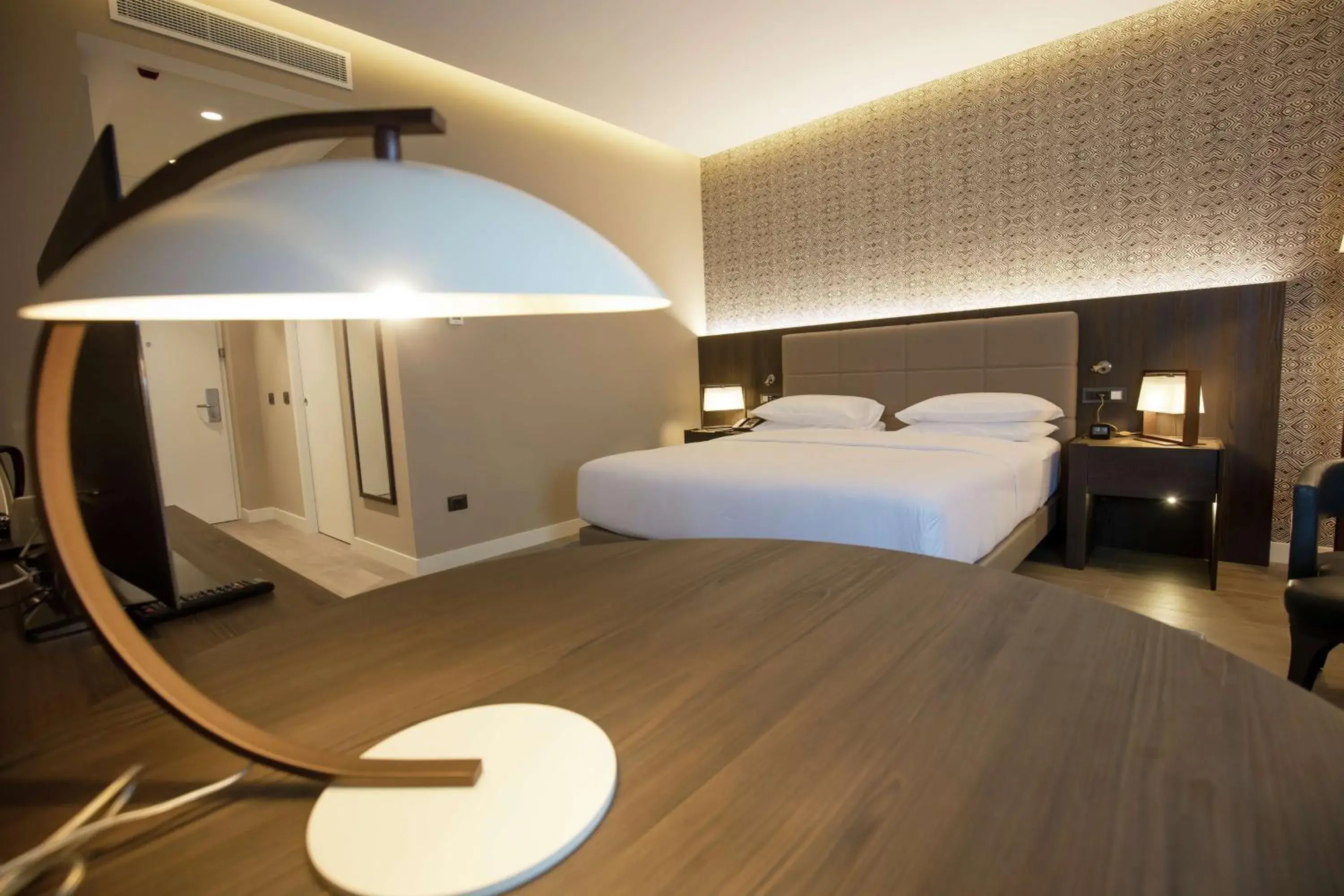 Superior King Room with Sea View in Doubletree By Hilton Pointe-Noire City Centre Superior King Room with Sea View in Doubletree By Hilton Pointe-Noire City Centre