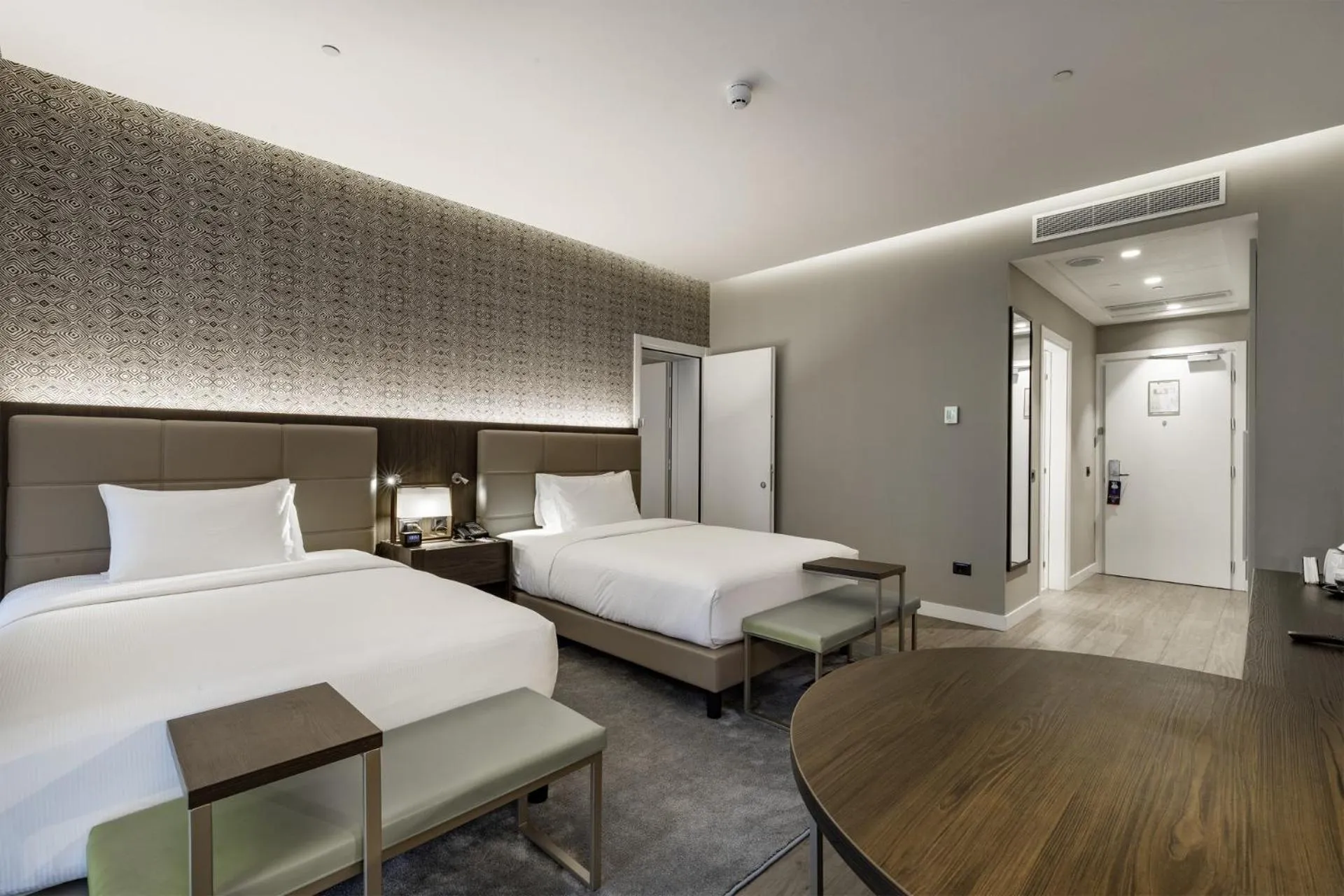 Bed in Doubletree By Hilton Pointe-Noire City Centre