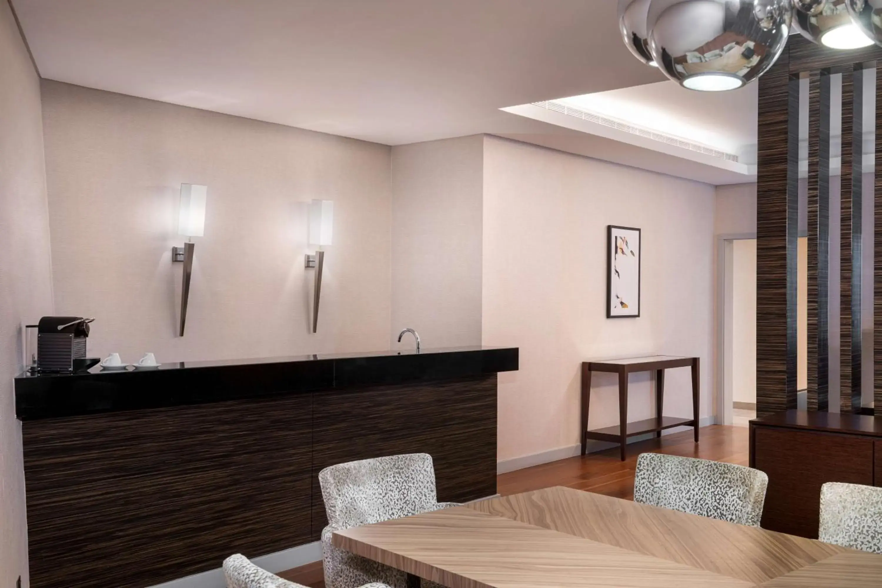 Executive One-Bedroom King Suite in Hilton Riyadh Hotel & Residences Executive One-Bedroom King Suite in Hilton Riyadh Hotel & Residences