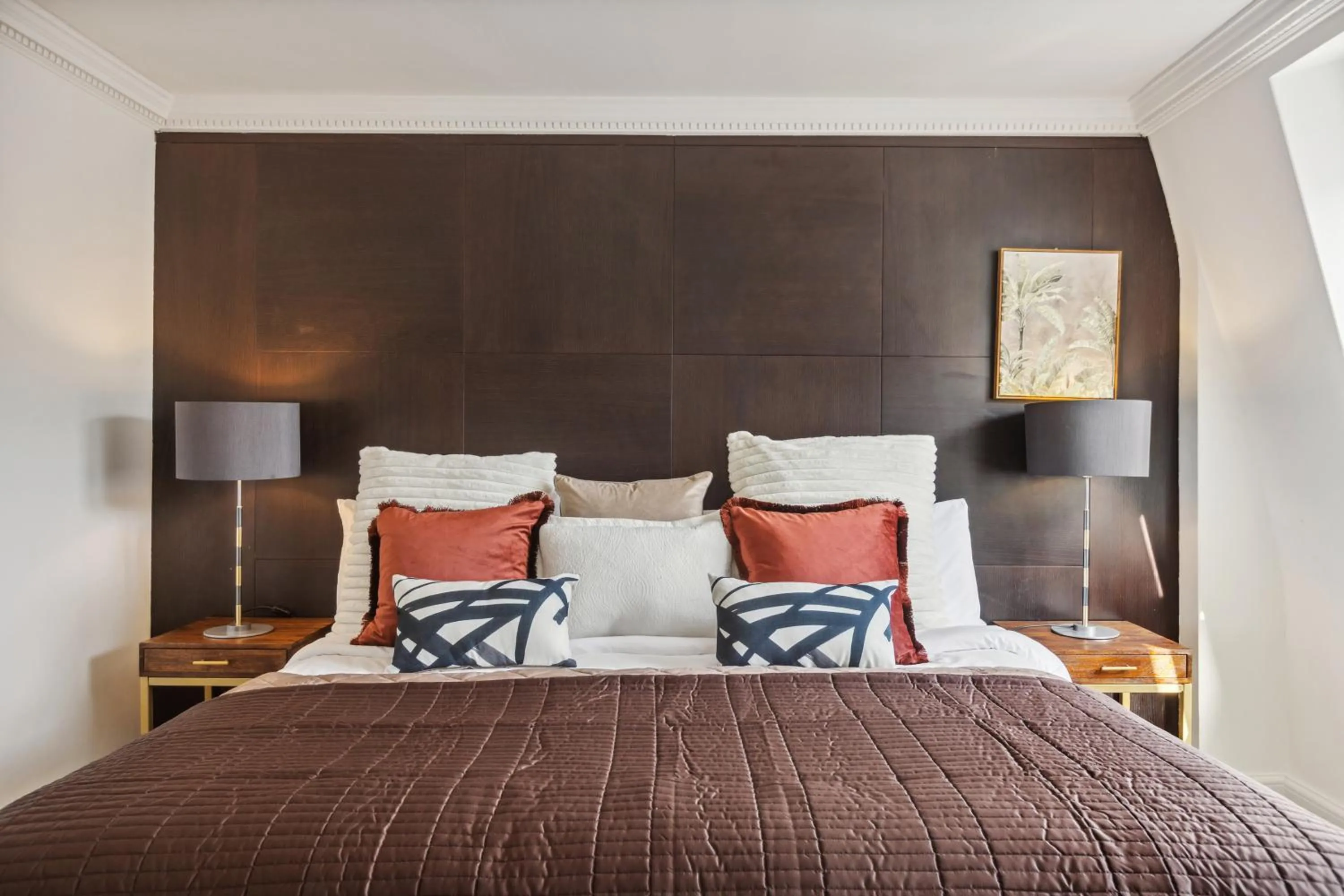 Bed in Mayfair House