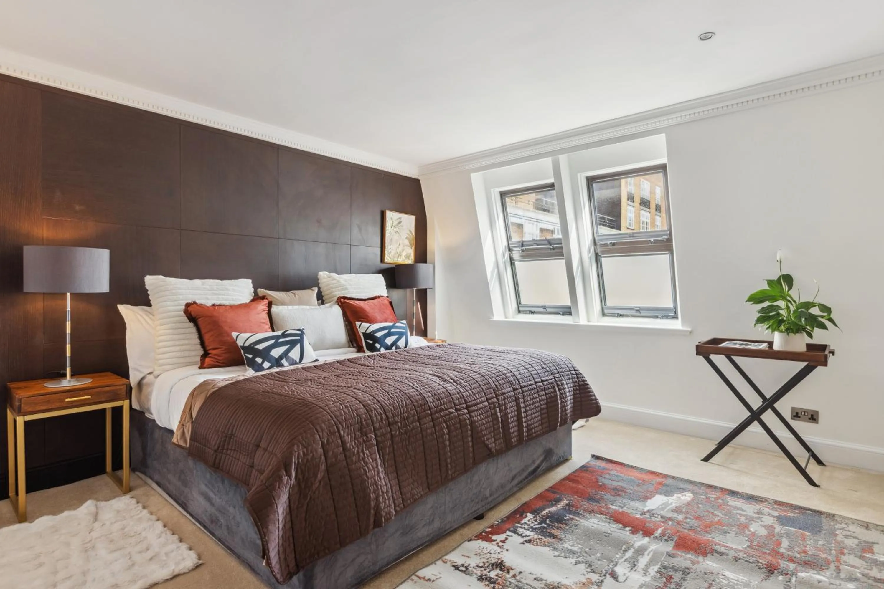 Bed in Mayfair House