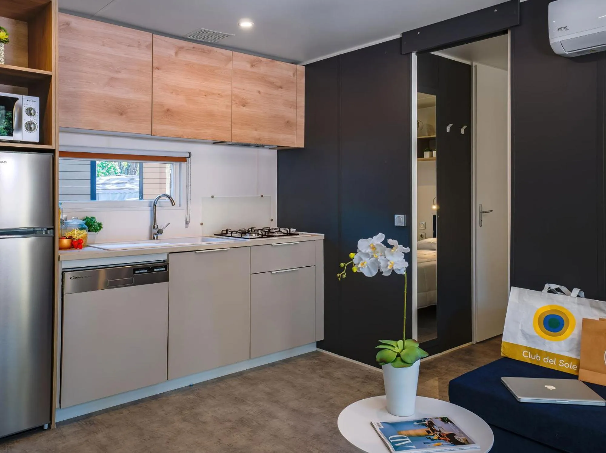 Kitchen or kitchenette in Club del Sole Rivaverde Easy Camping Village