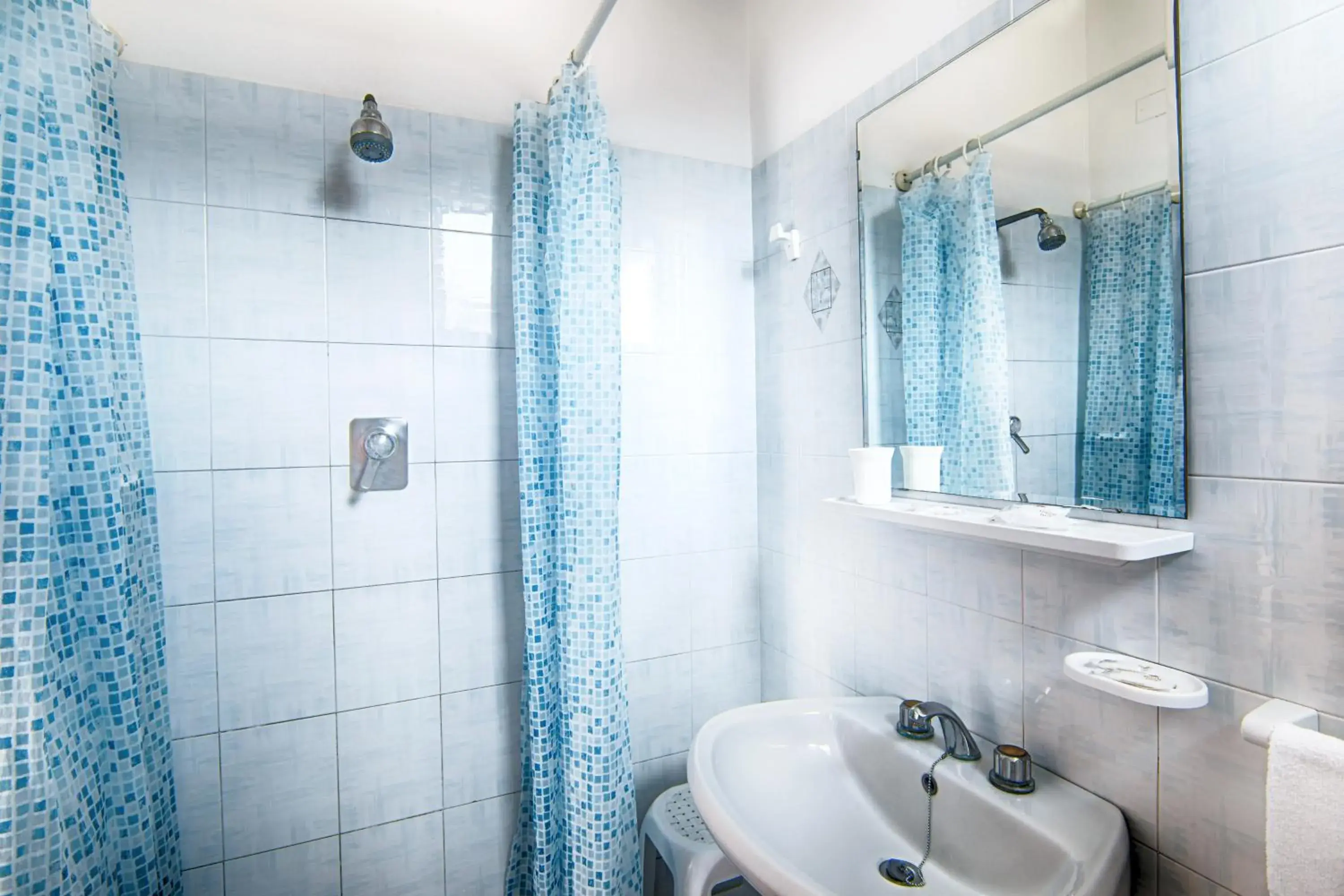 Economy Double Room in Hotel Gorini Economy Double Room in Hotel Gorini