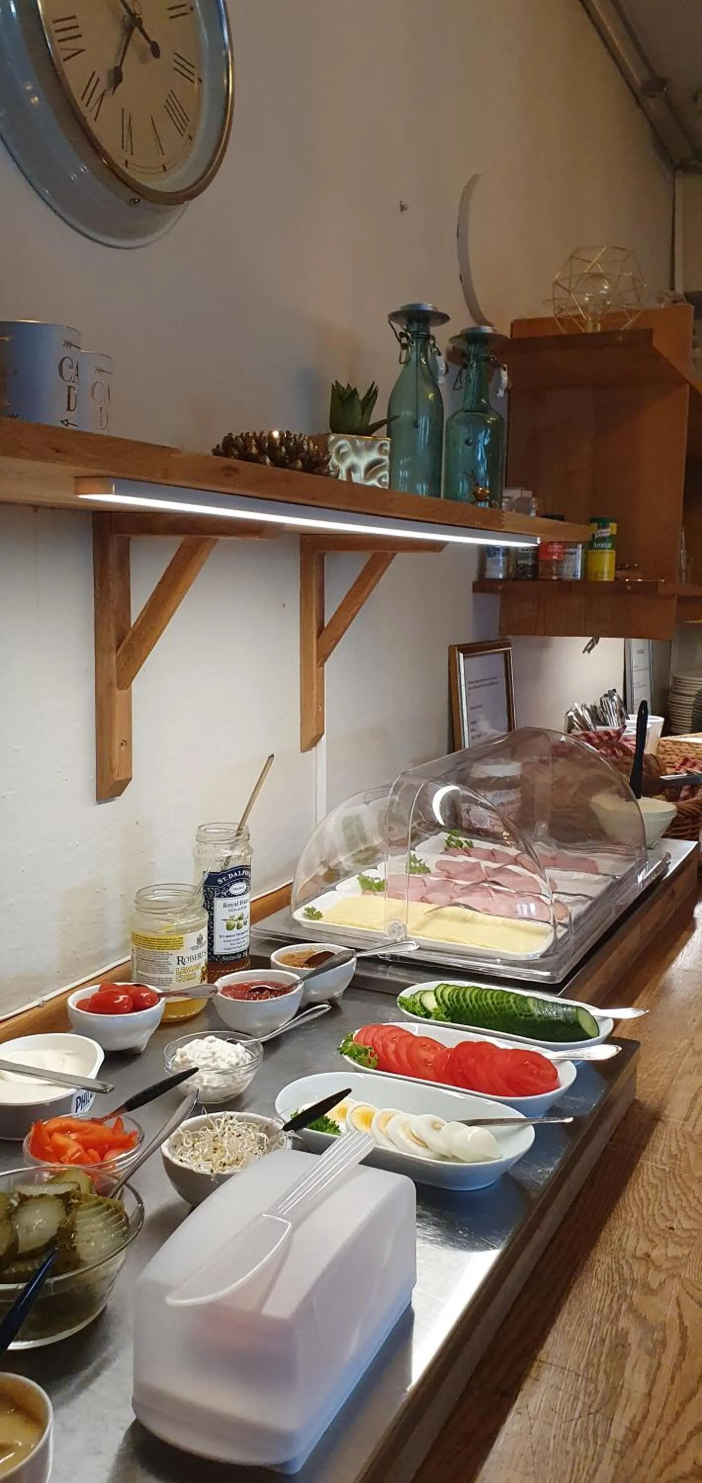 Breakfast in Hotell Briggen i Åhus