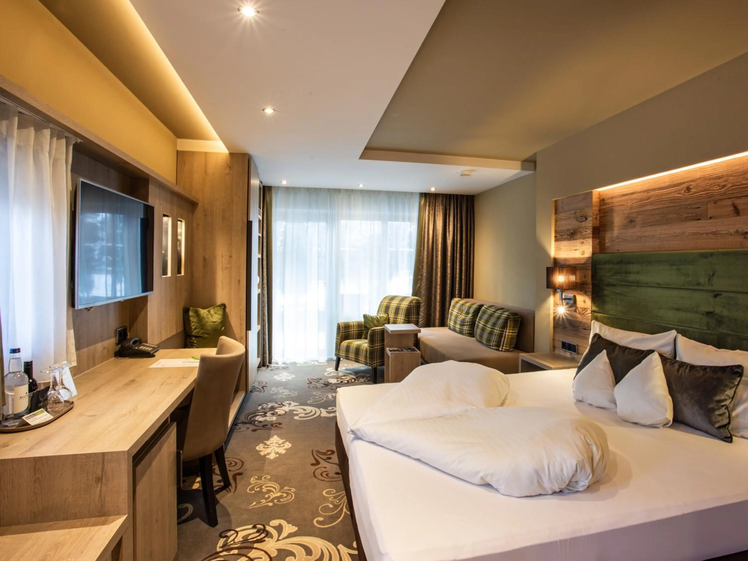 Photo of the whole room, Bed in Hotel Bergruh