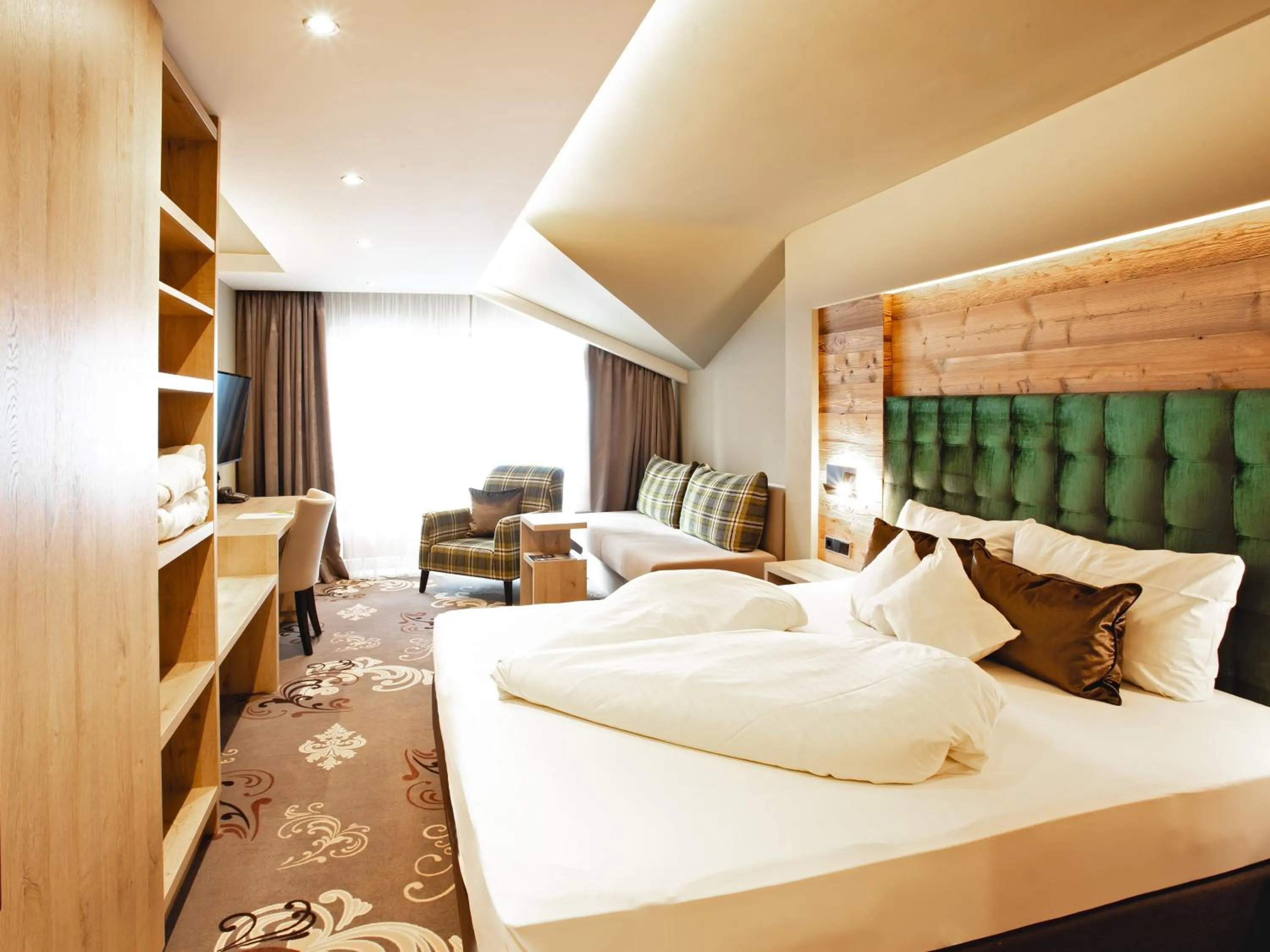 Photo of the whole room, Bed in Hotel Bergruh