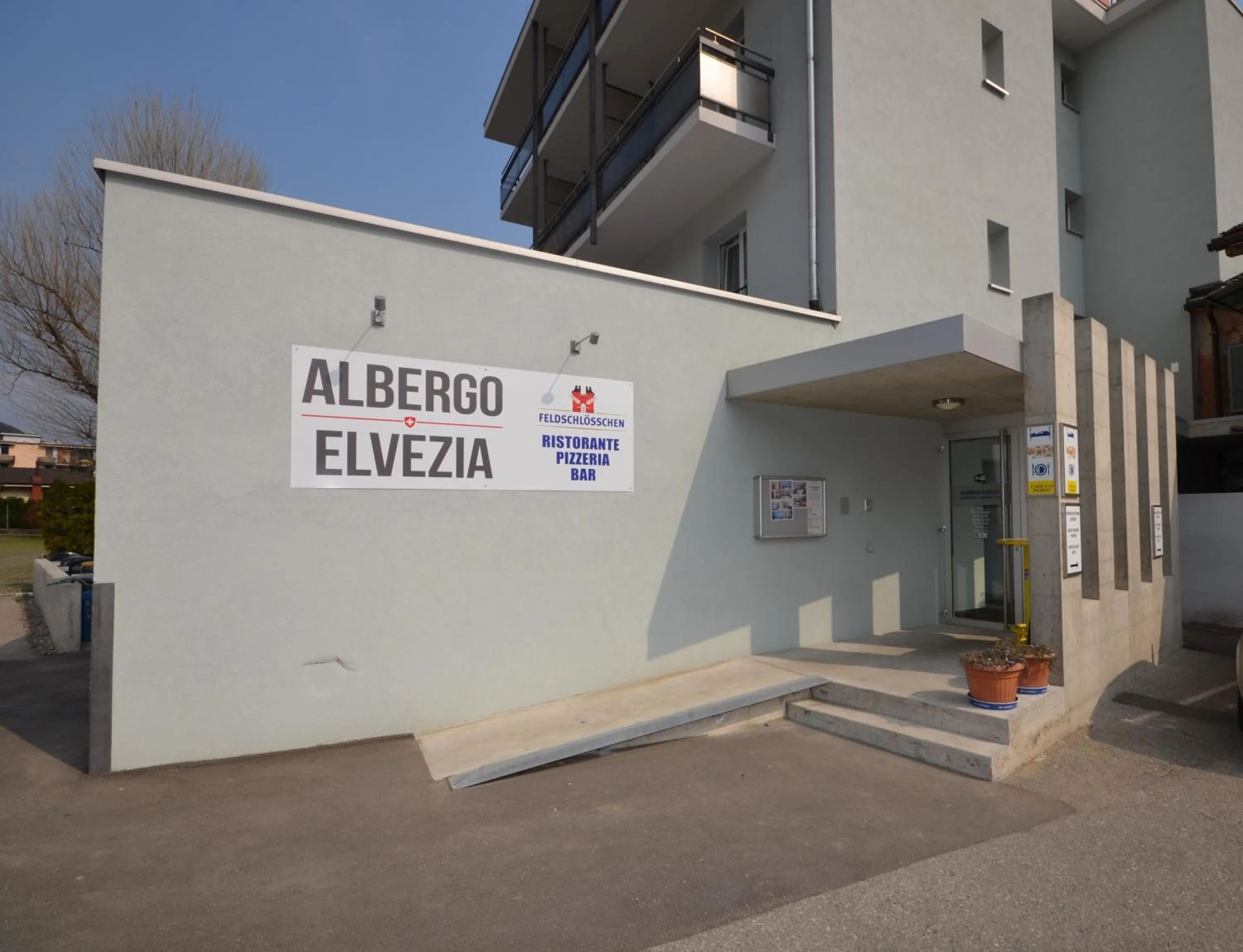 Facade/entrance in Albergo Elvezia